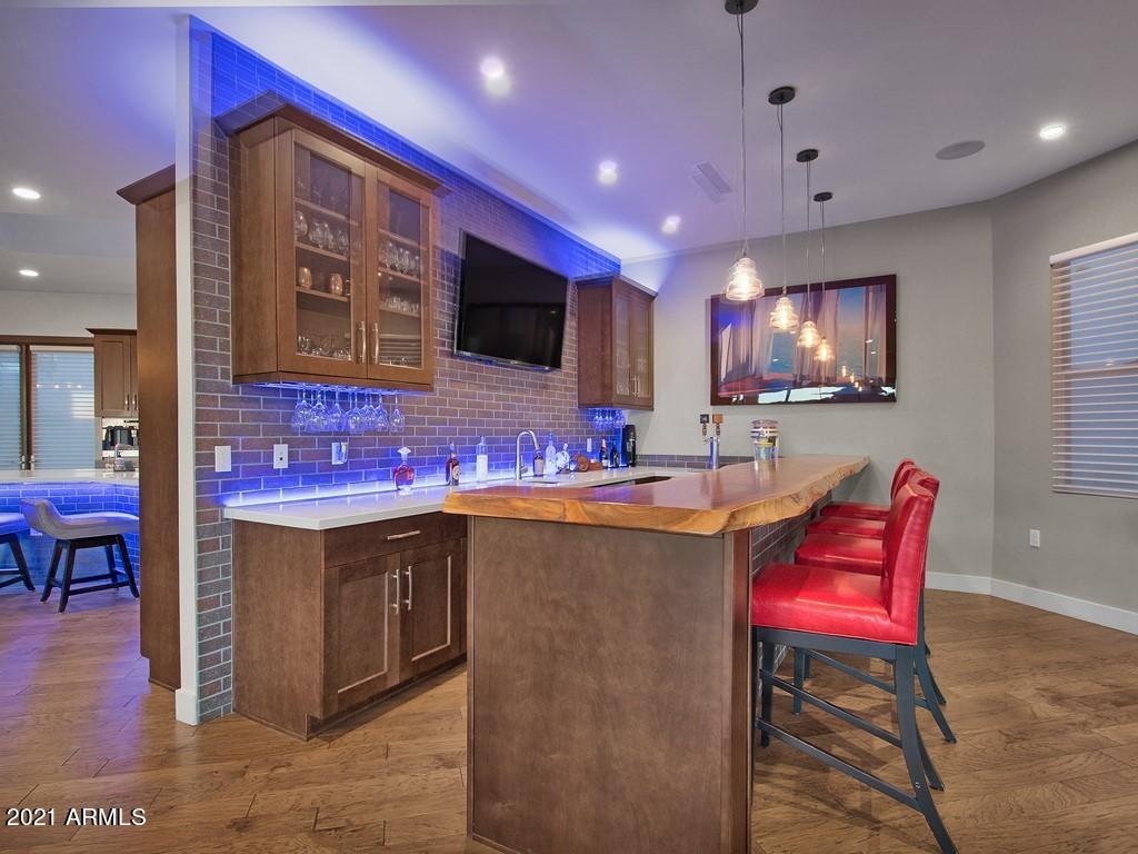 CAMELBACK HEIGHTS - Residential