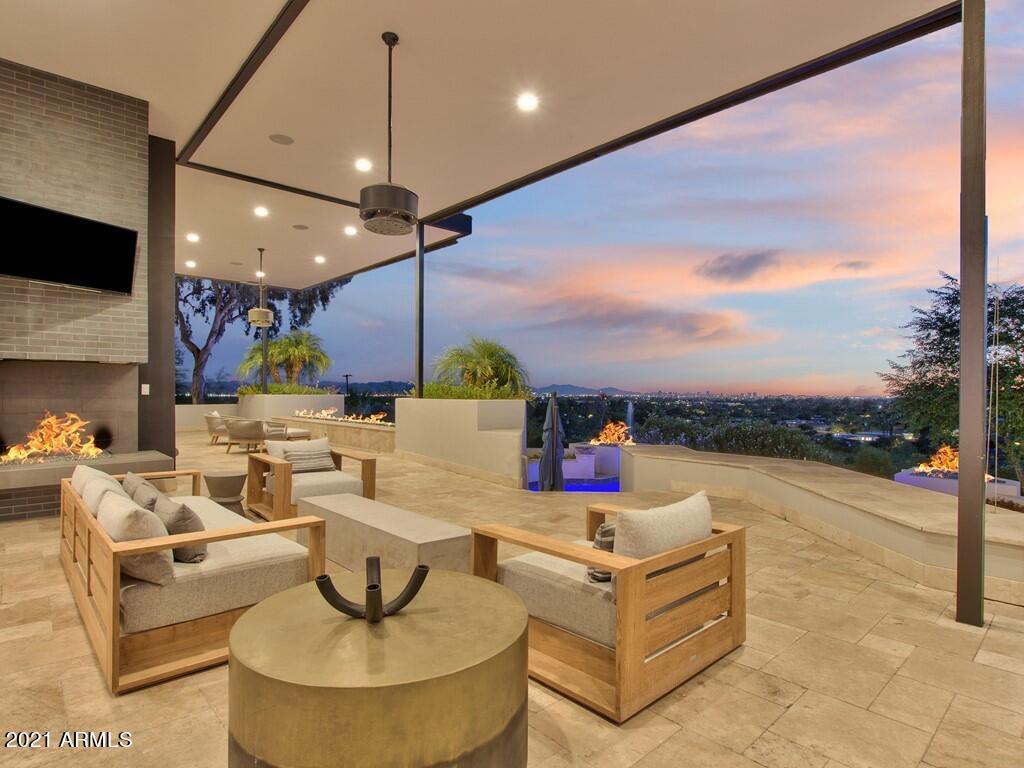 CAMELBACK HEIGHTS - Residential