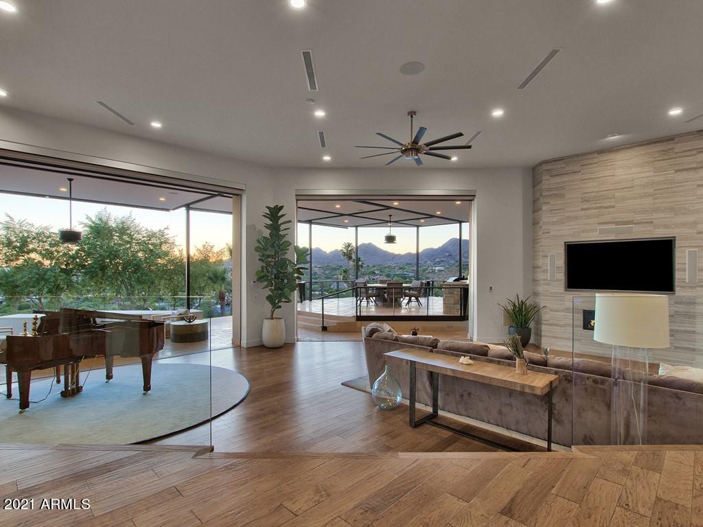 CAMELBACK HEIGHTS - Residential