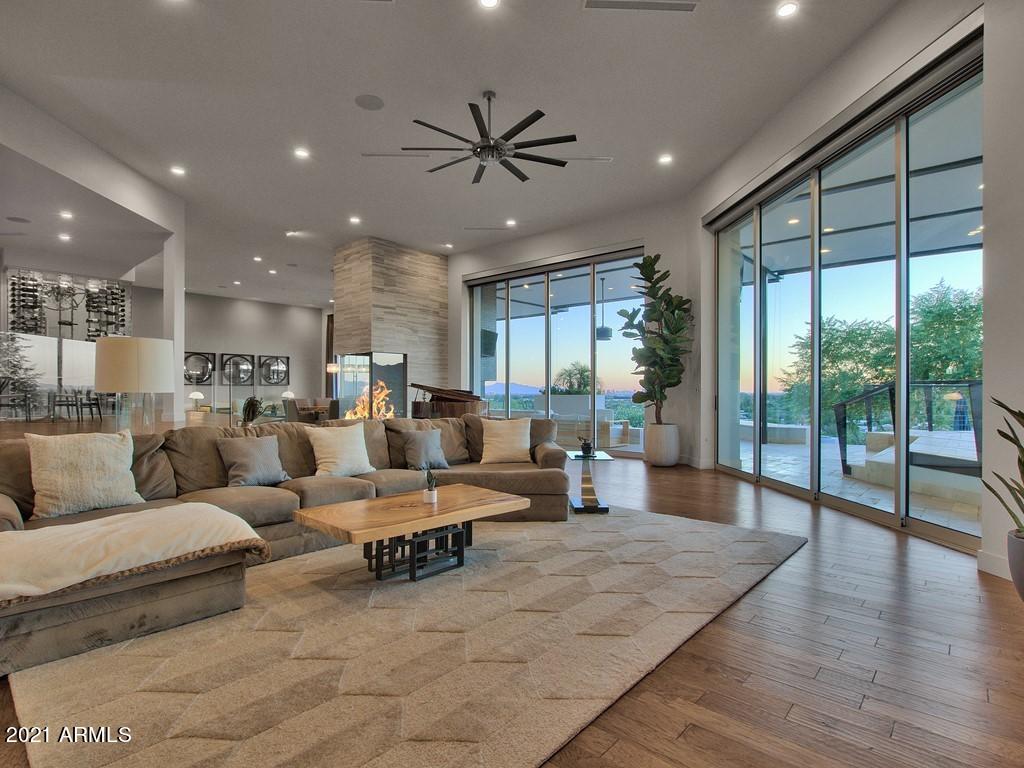 CAMELBACK HEIGHTS - Residential