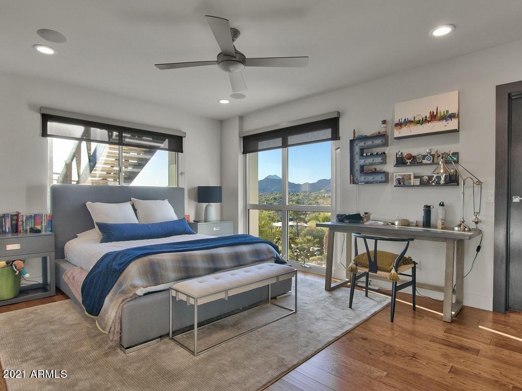 CAMELBACK HEIGHTS - Residential