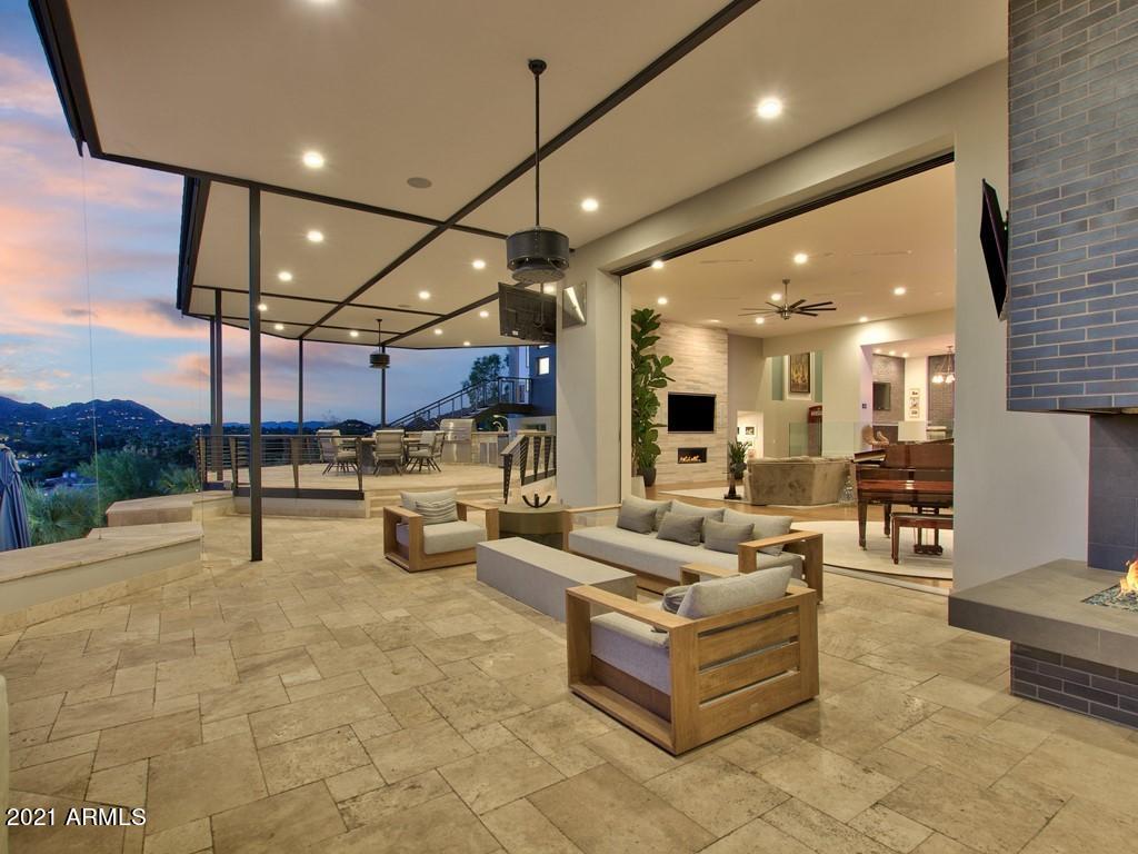 CAMELBACK HEIGHTS - Residential