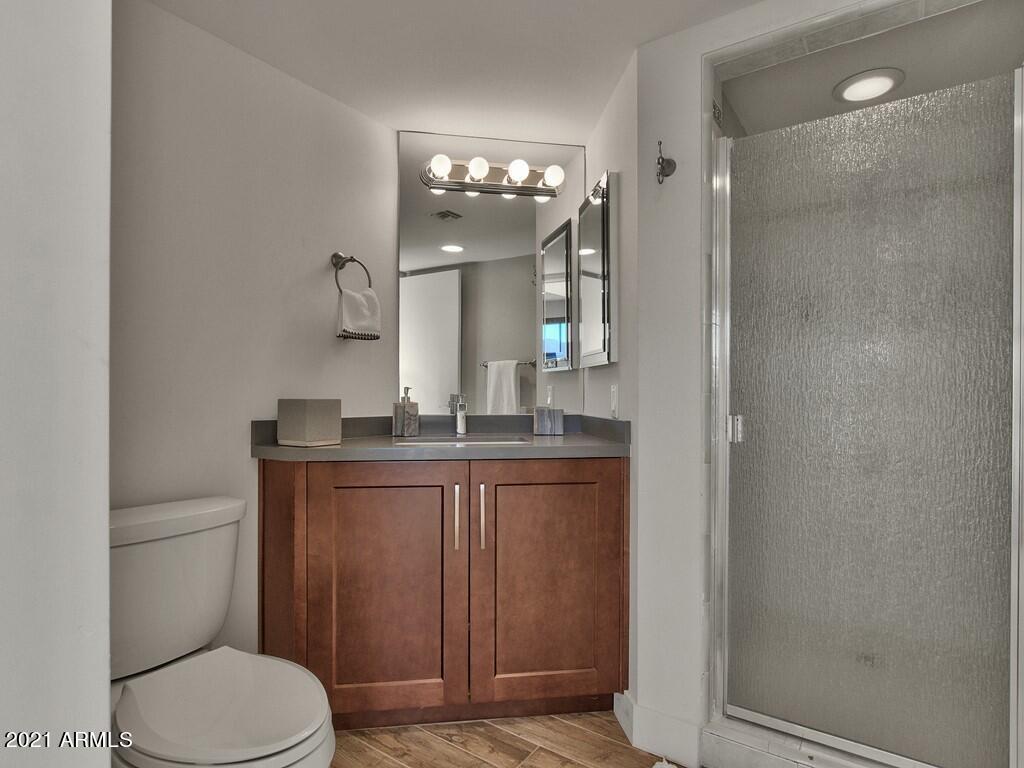 CAMELBACK HEIGHTS - Residential
