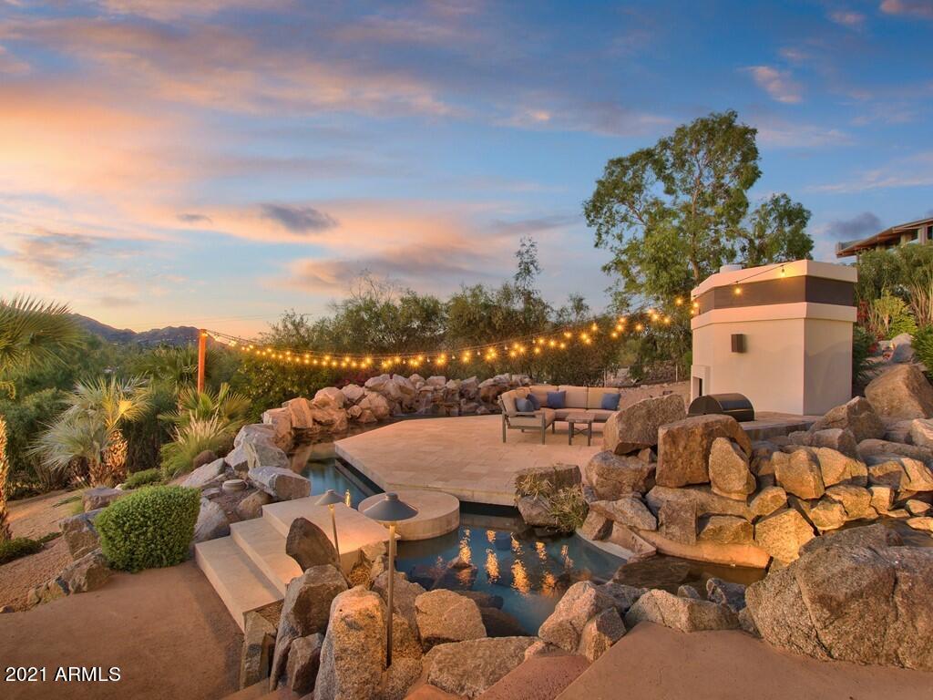 CAMELBACK HEIGHTS - Residential