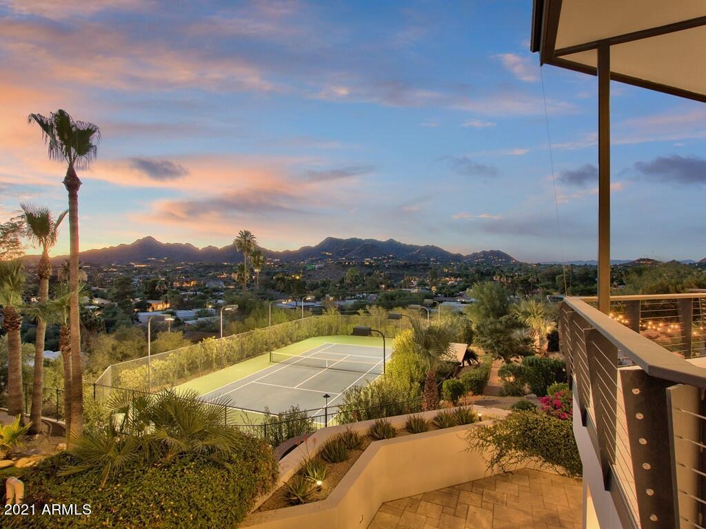 CAMELBACK HEIGHTS - Residential