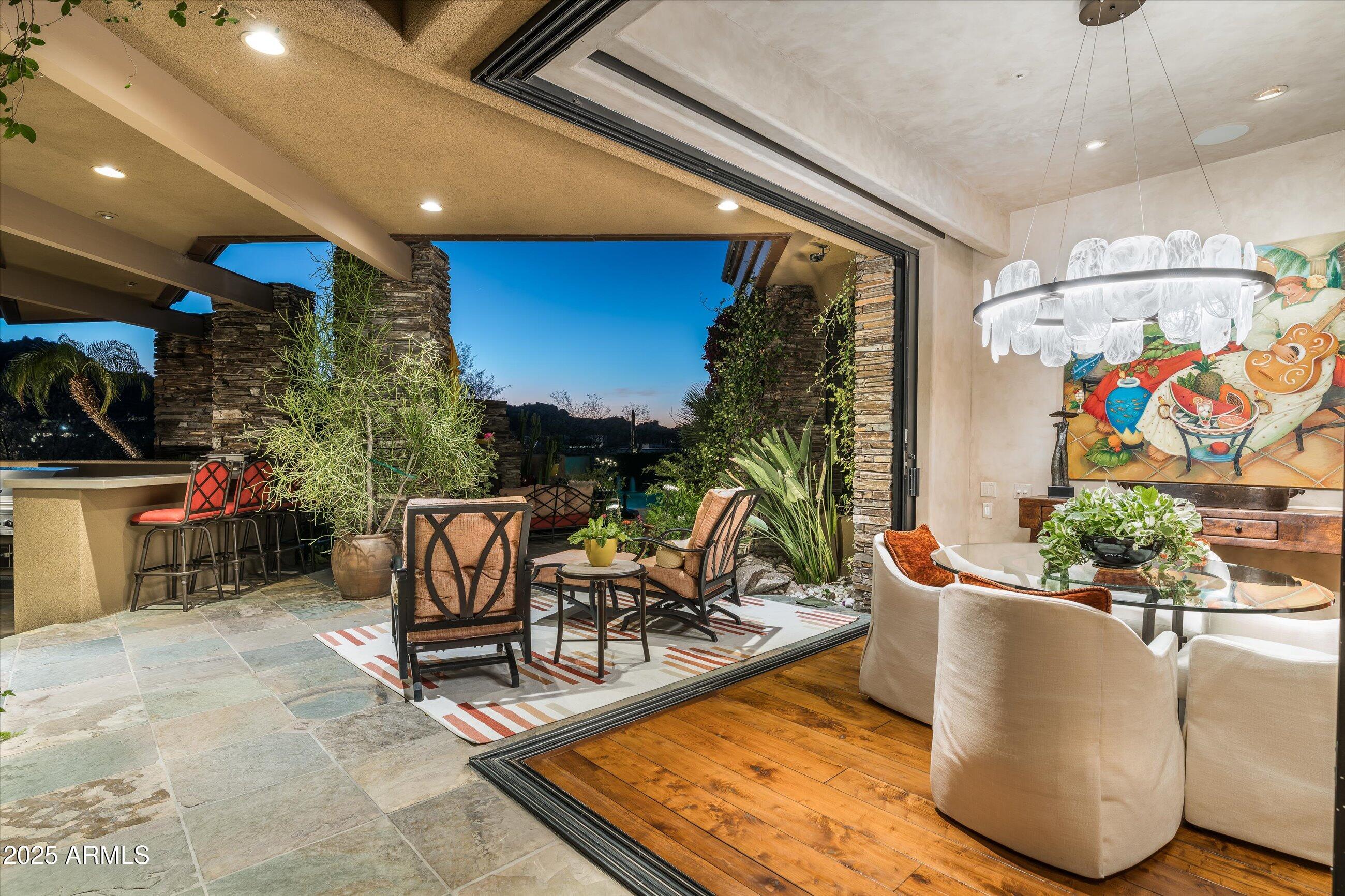 ESTANCIA - Residential