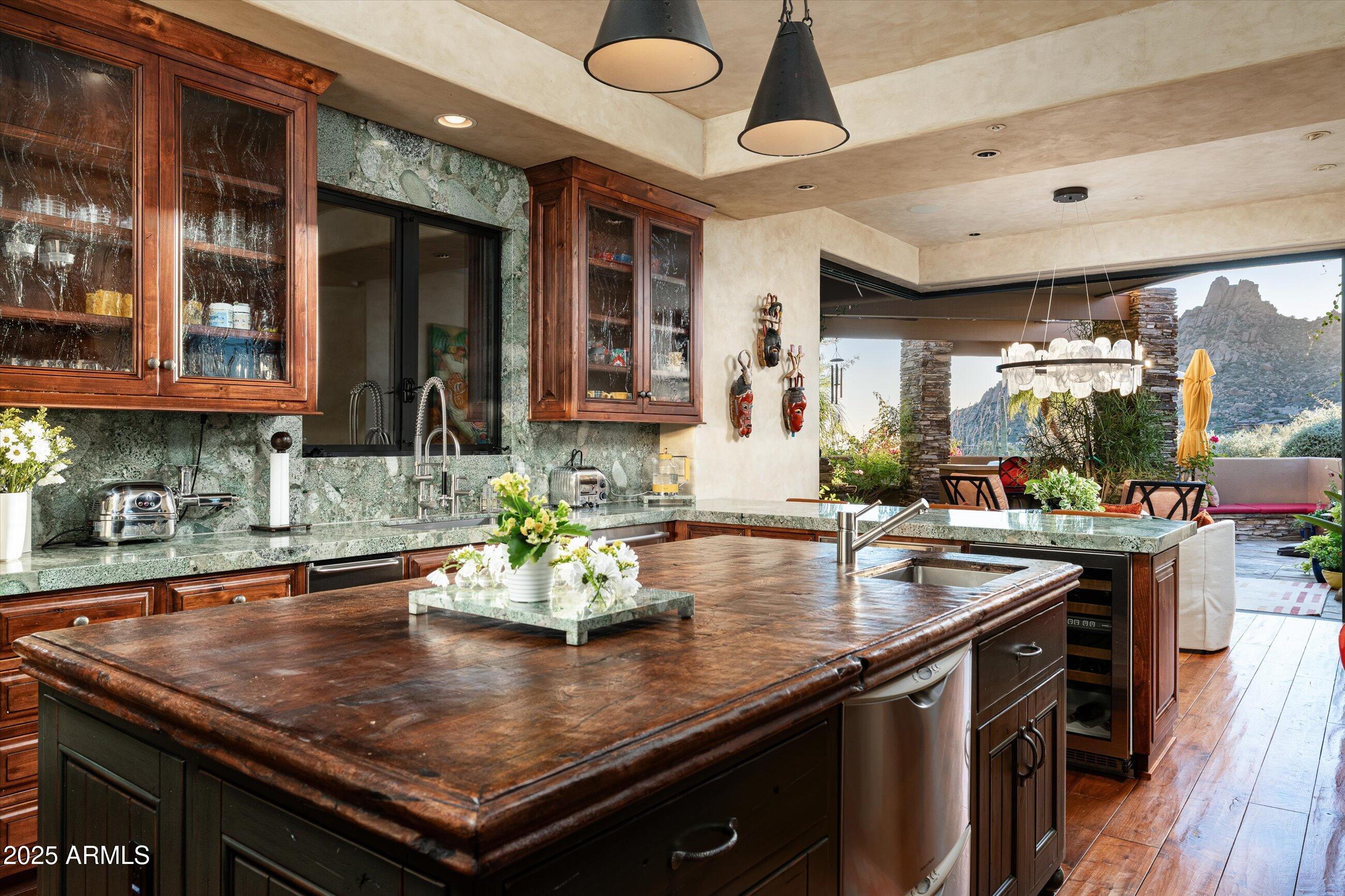 ESTANCIA - Residential