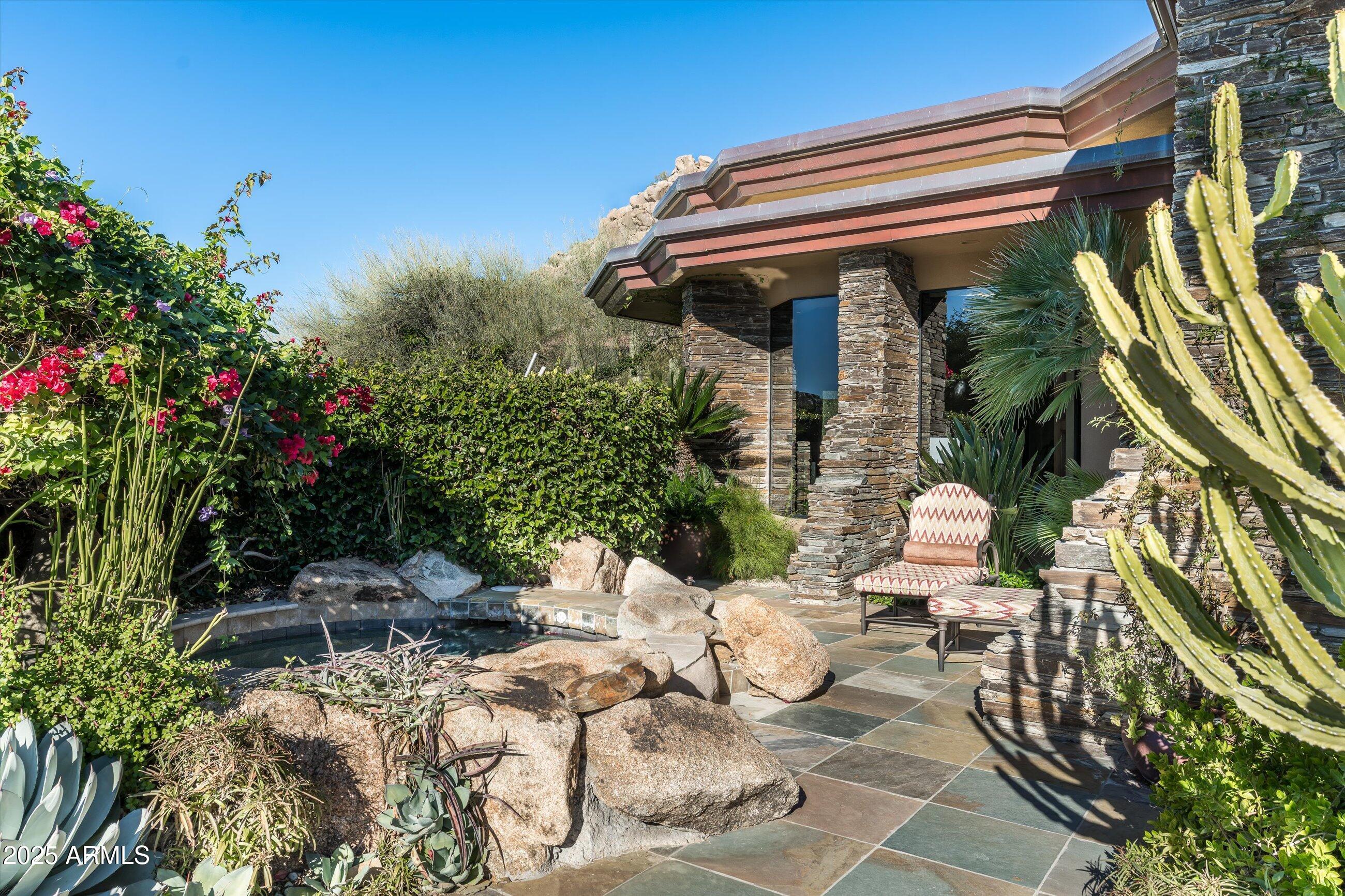 ESTANCIA - Residential