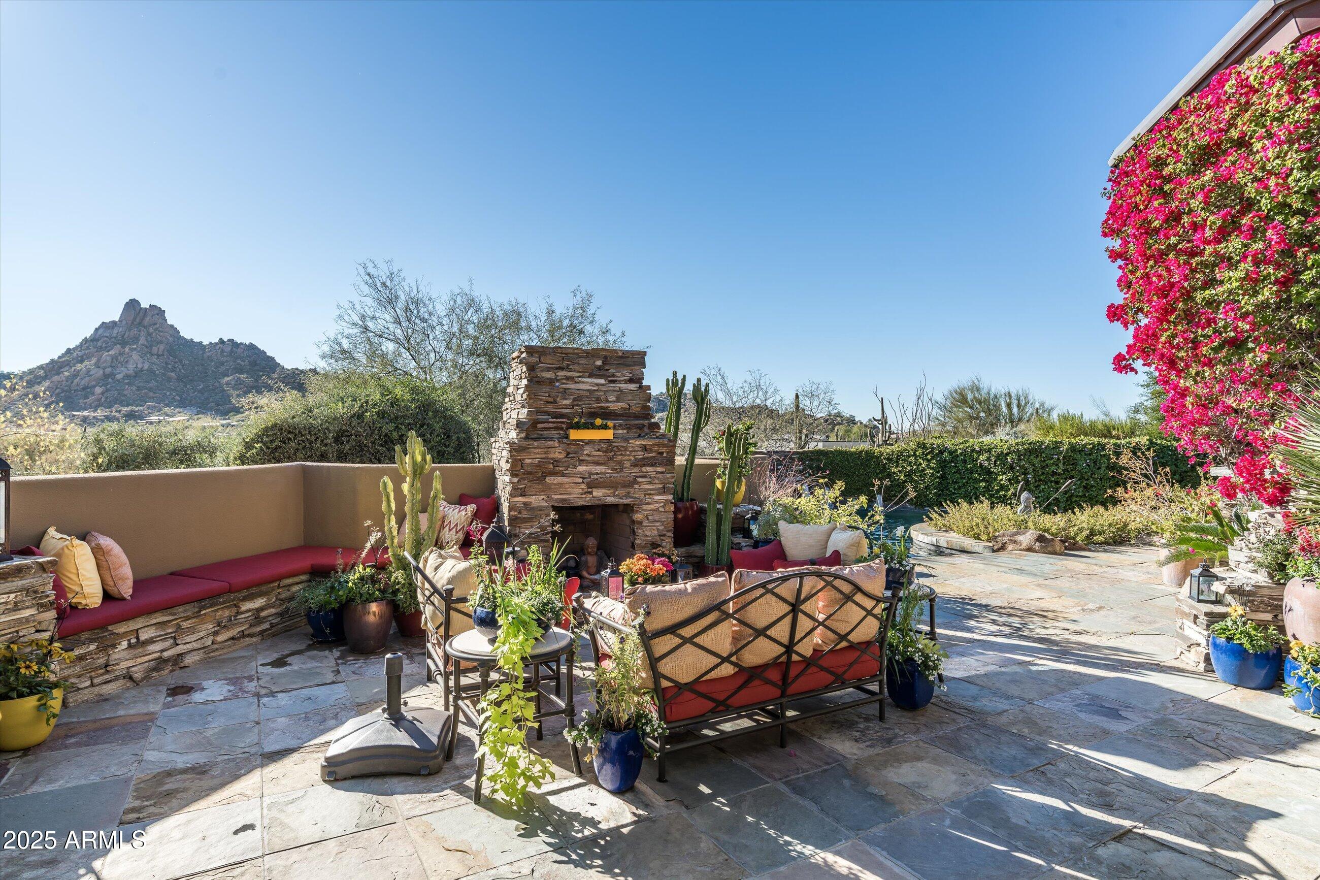 ESTANCIA - Residential