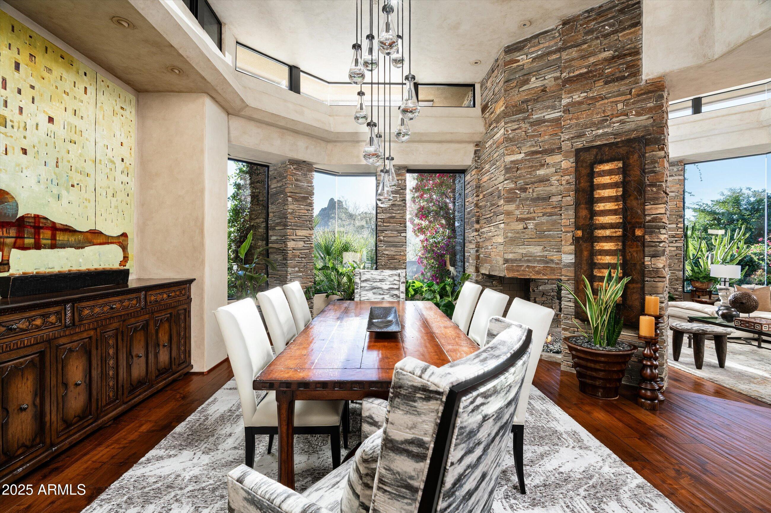 ESTANCIA - Residential