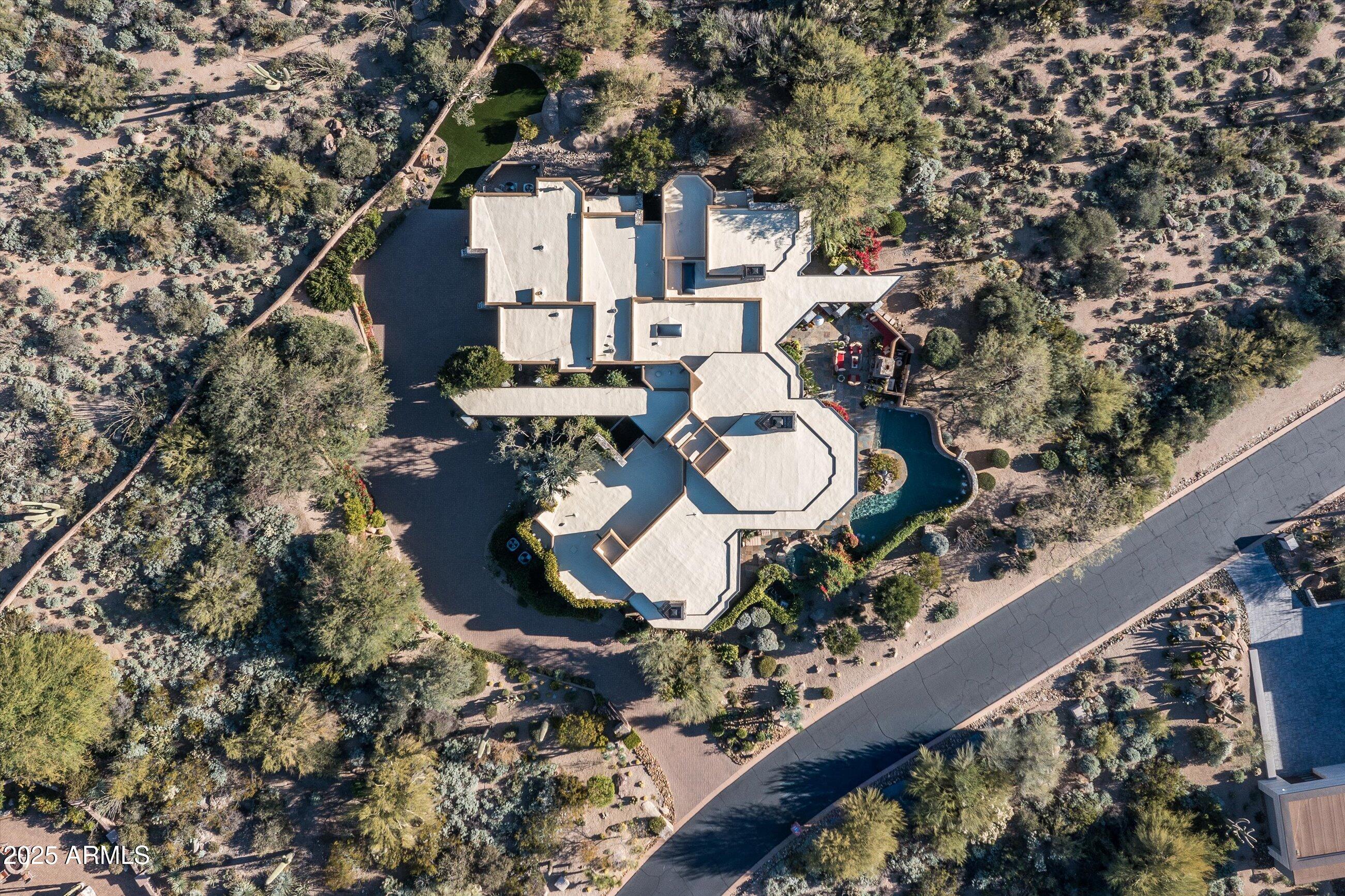 ESTANCIA - Residential