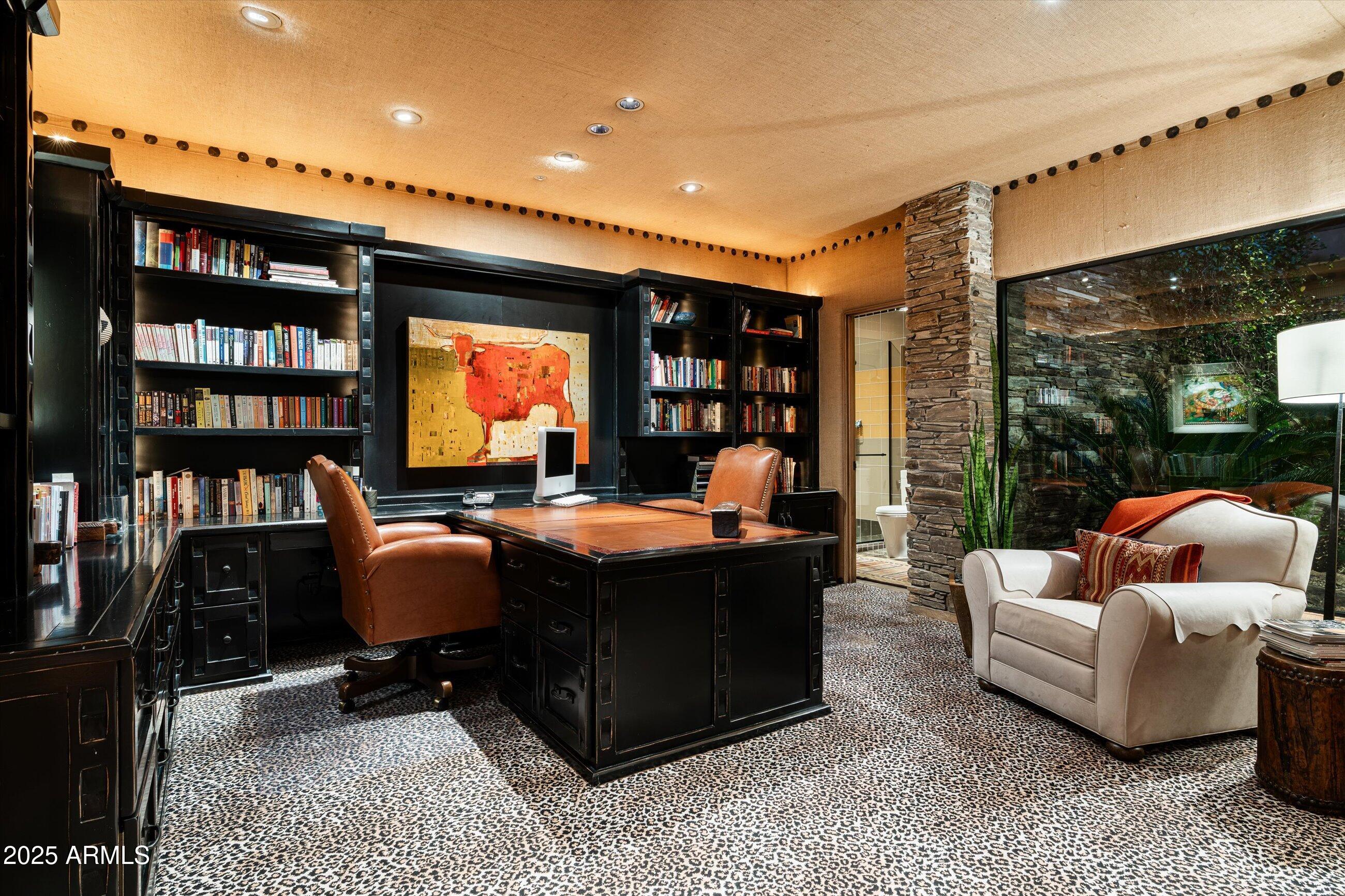 ESTANCIA - Residential