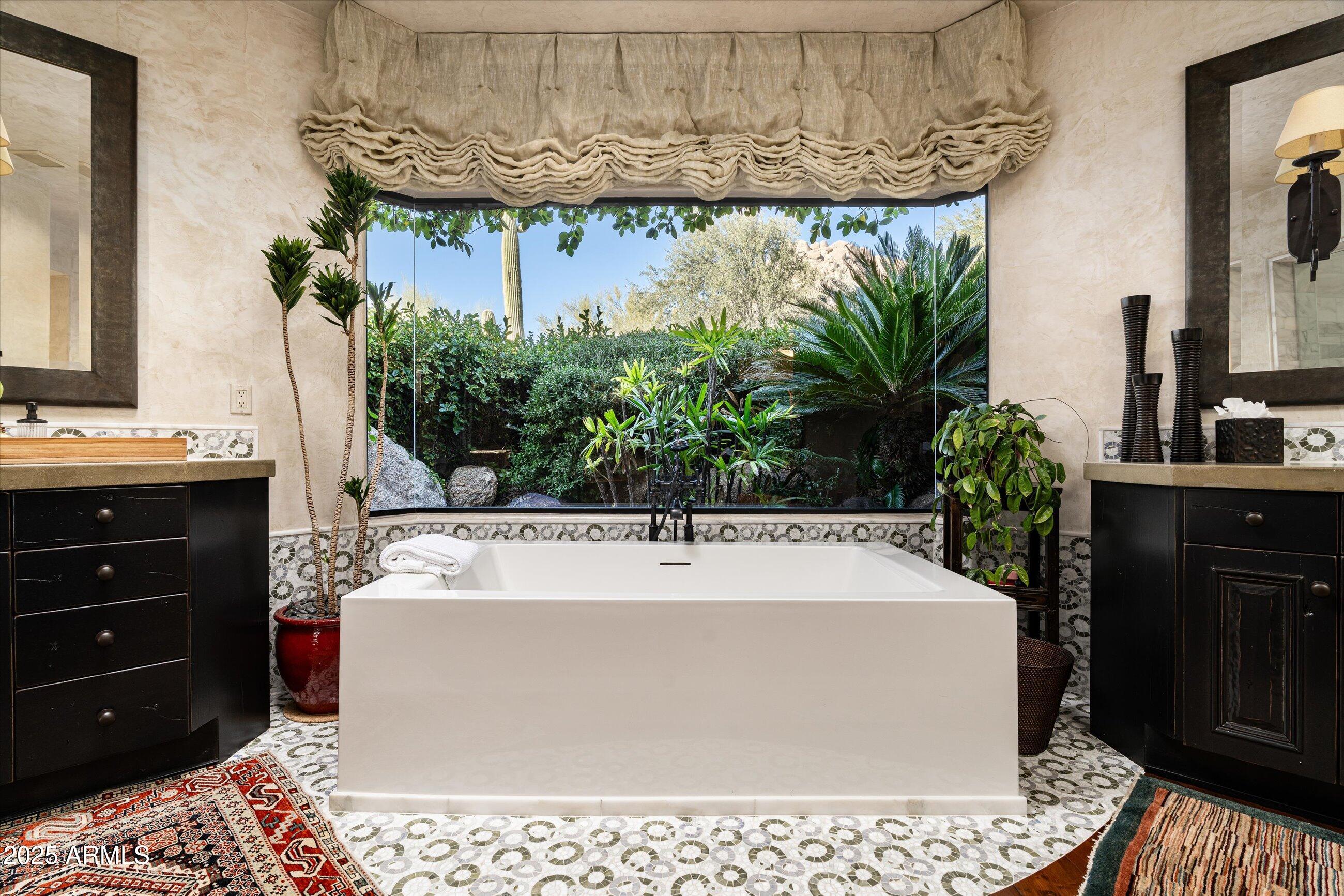 ESTANCIA - Residential