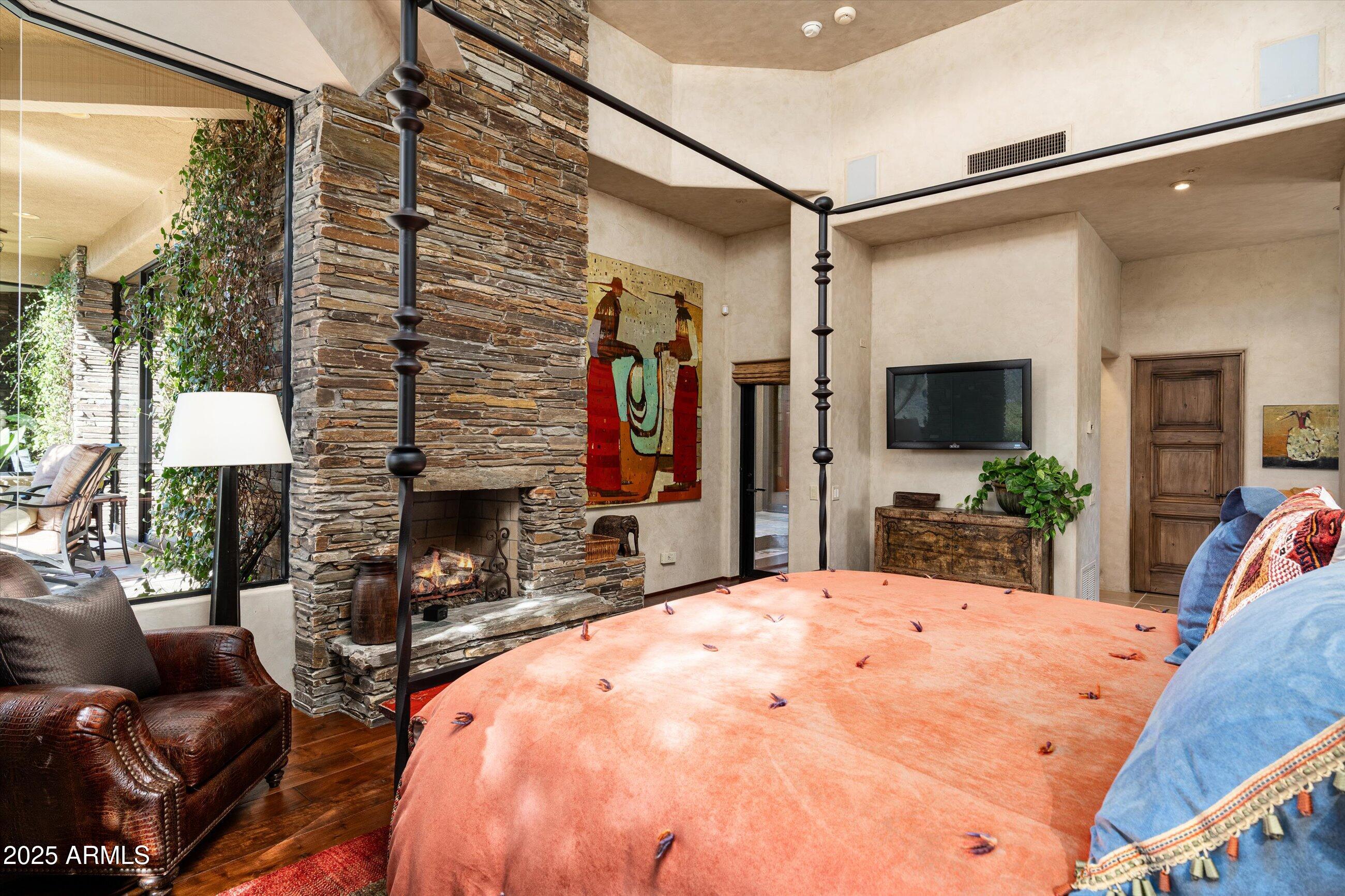 ESTANCIA - Residential