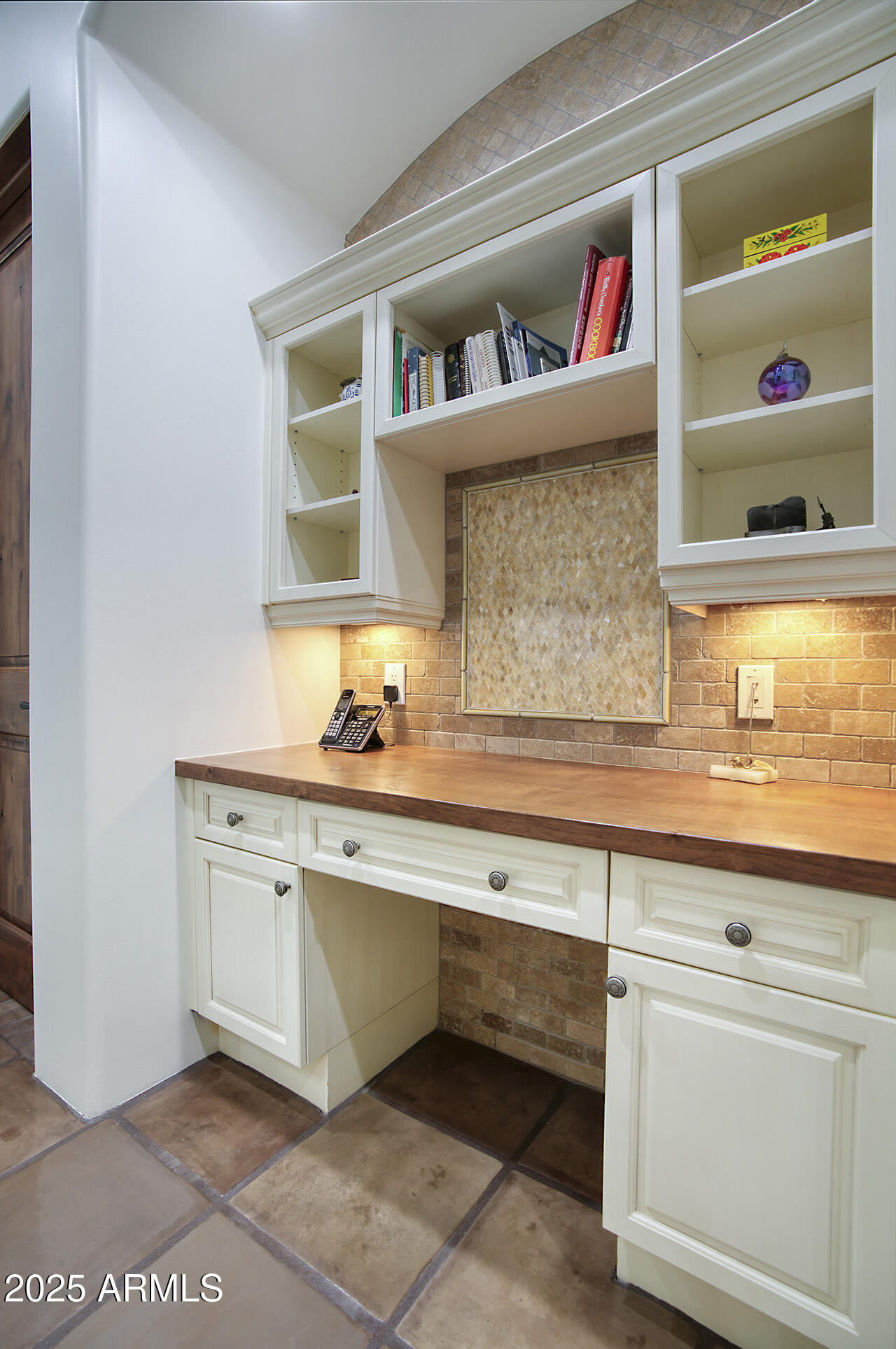 DC RANCH - Residential