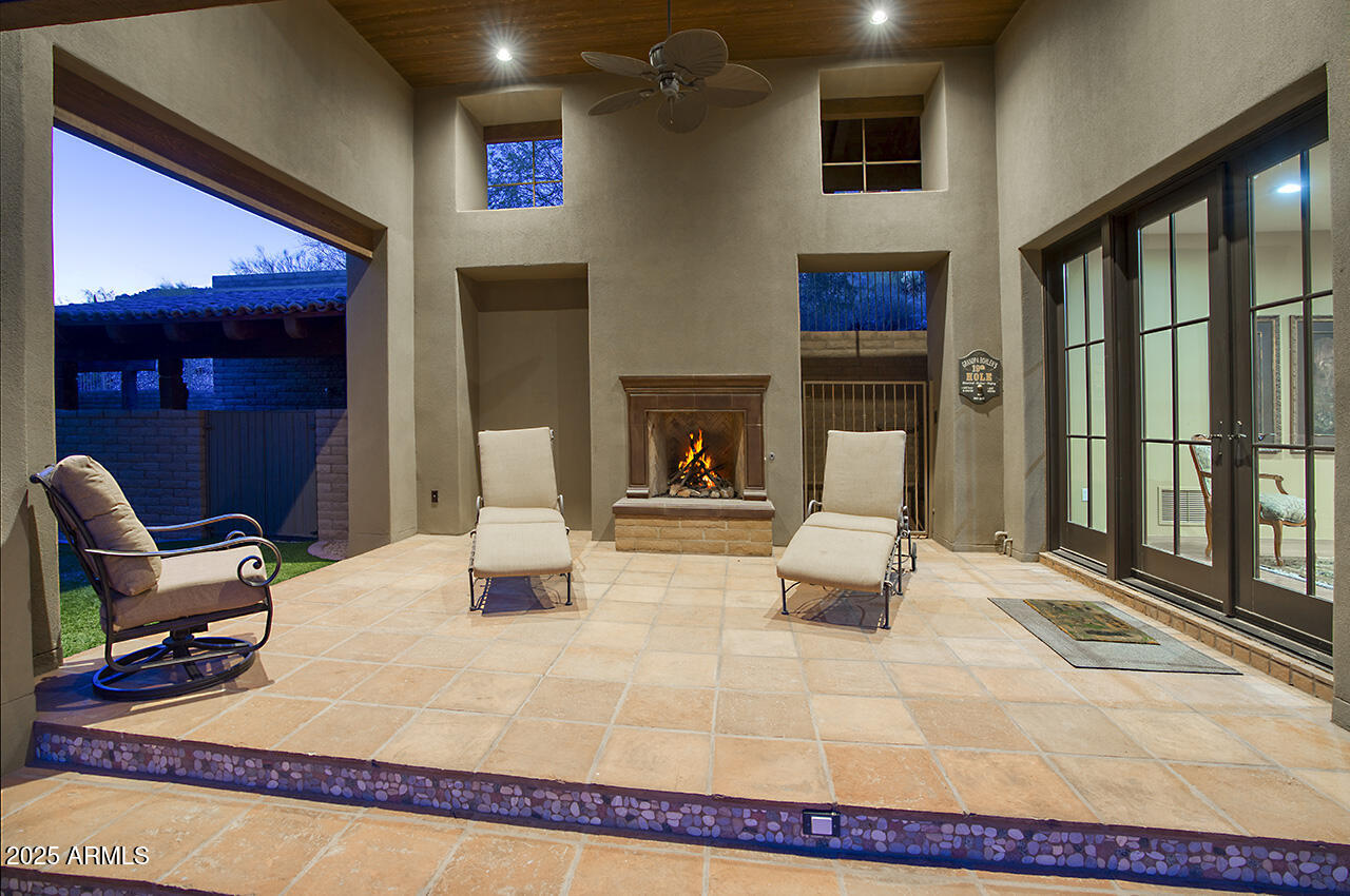 DC RANCH - Residential