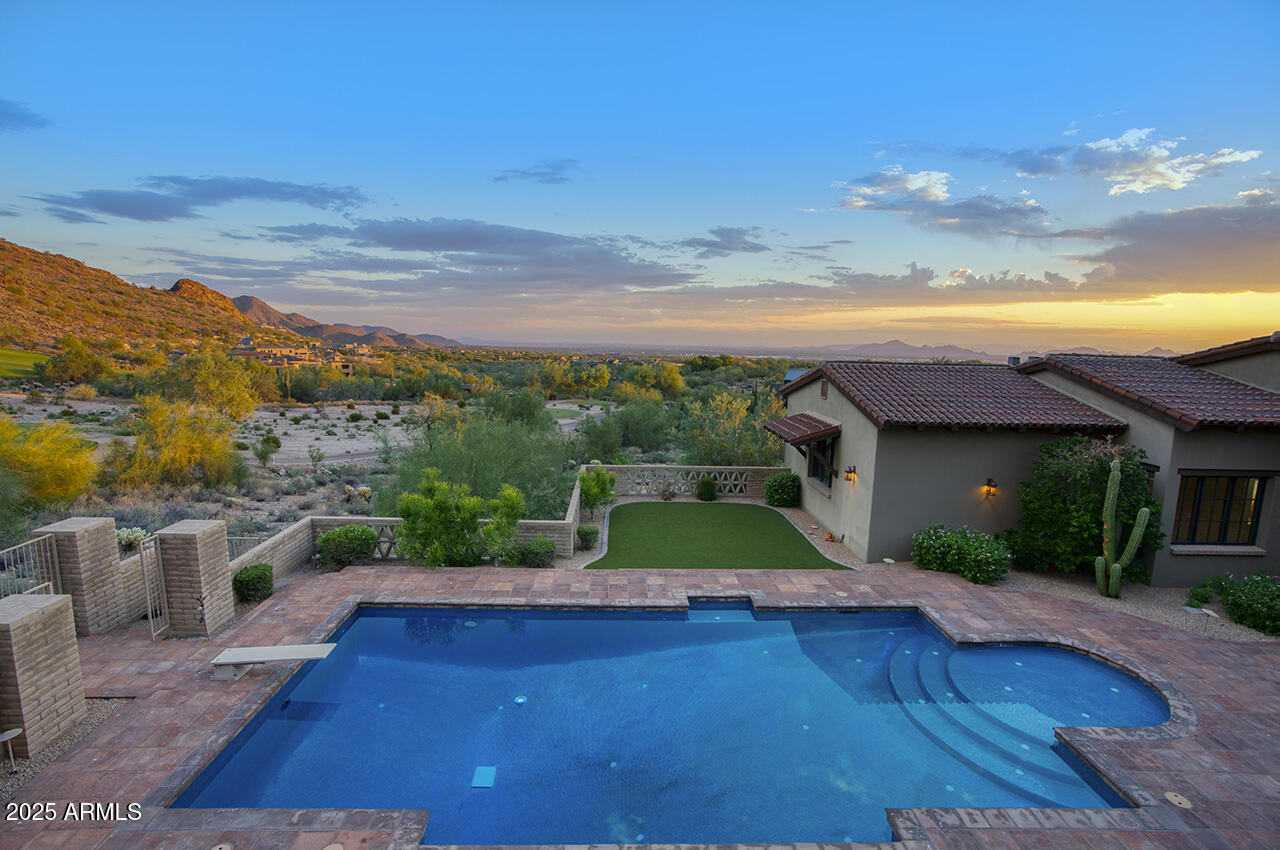 DC RANCH - Residential