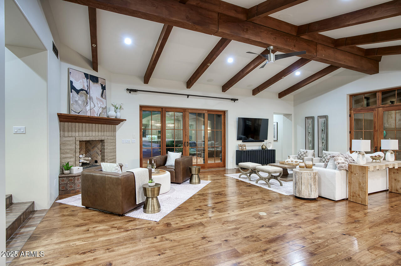 DC RANCH - Residential