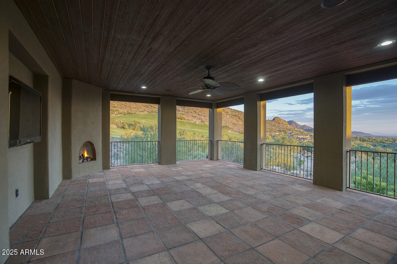 DC RANCH - Residential
