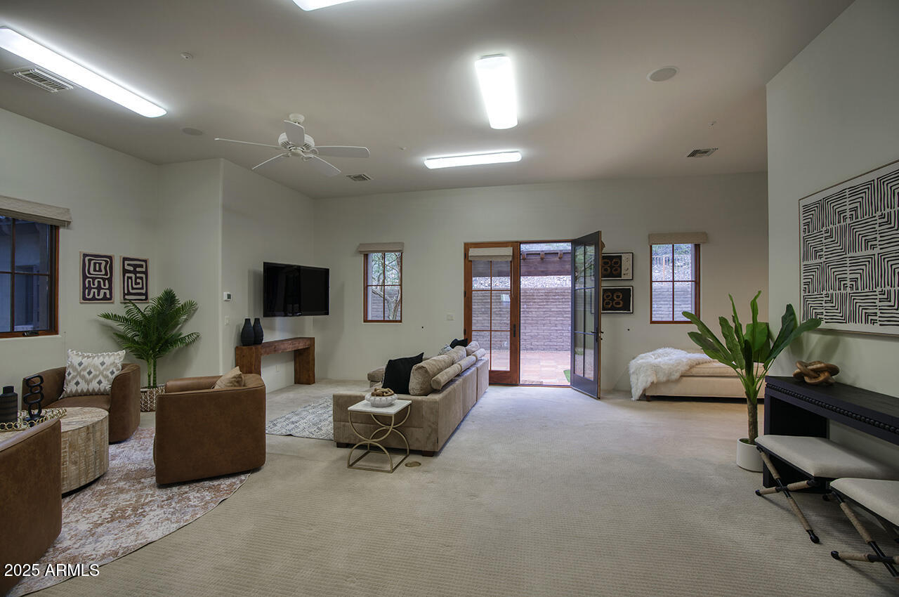 DC RANCH - Residential