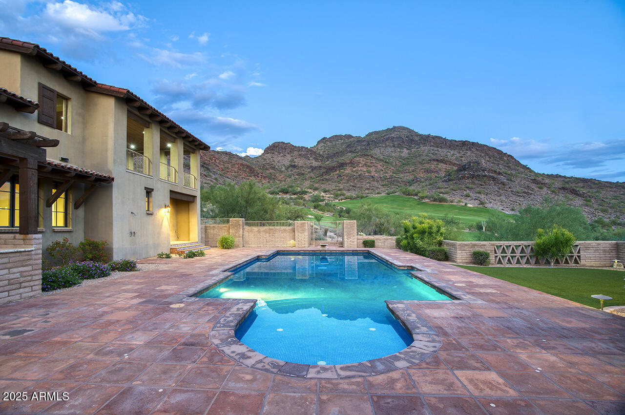 DC RANCH - Residential