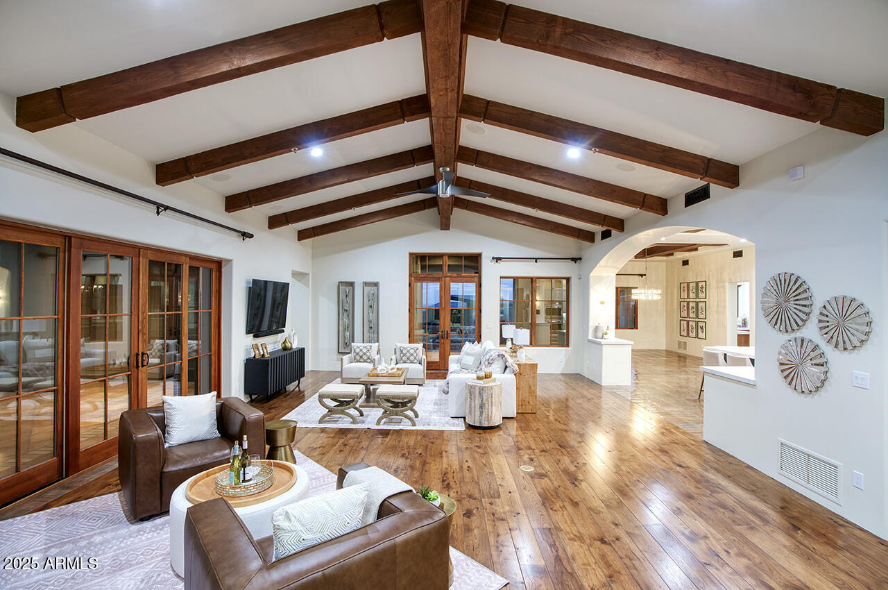 DC RANCH - Residential