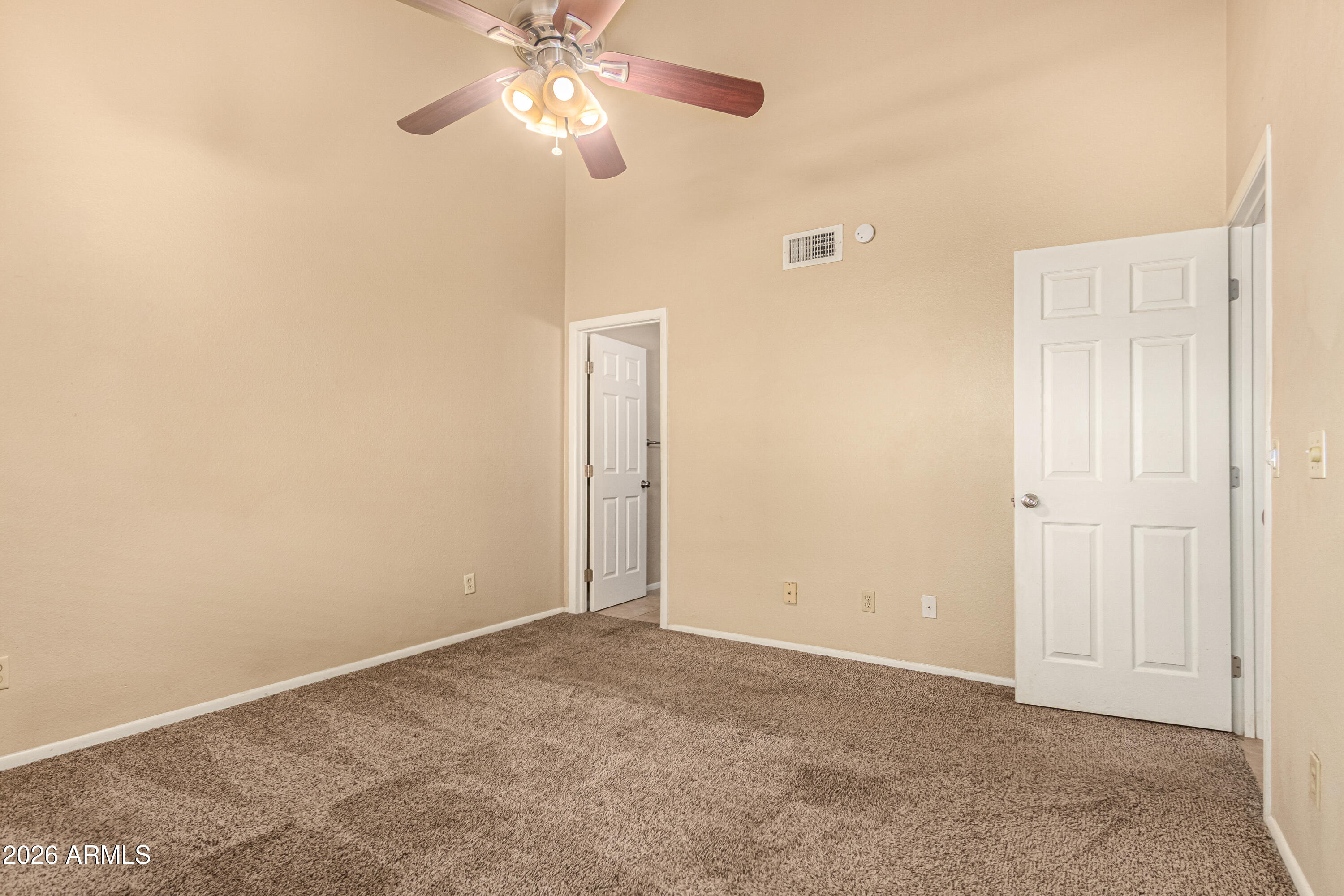 UNIVERSITY RANCH - Residential