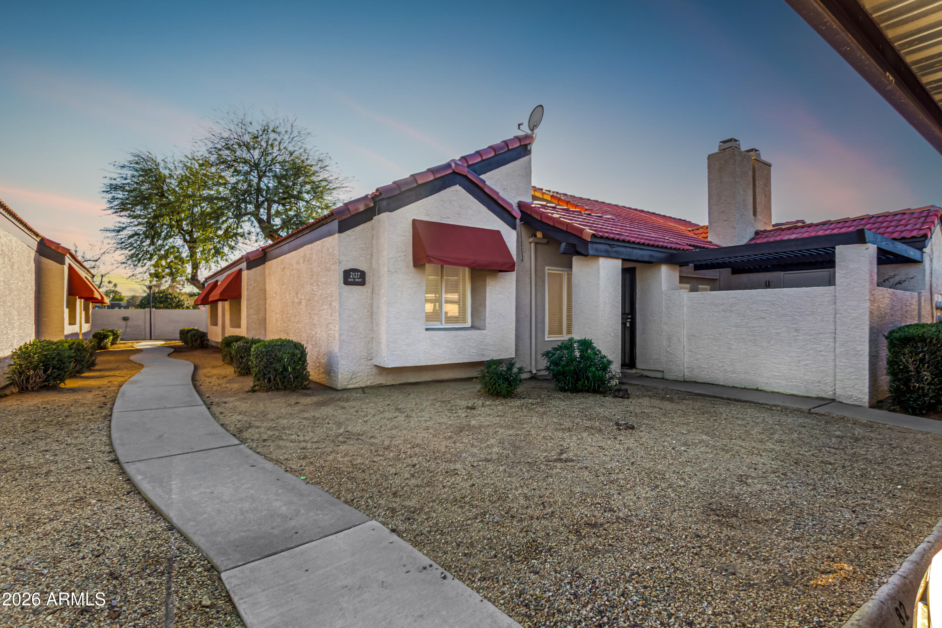 UNIVERSITY RANCH - Residential