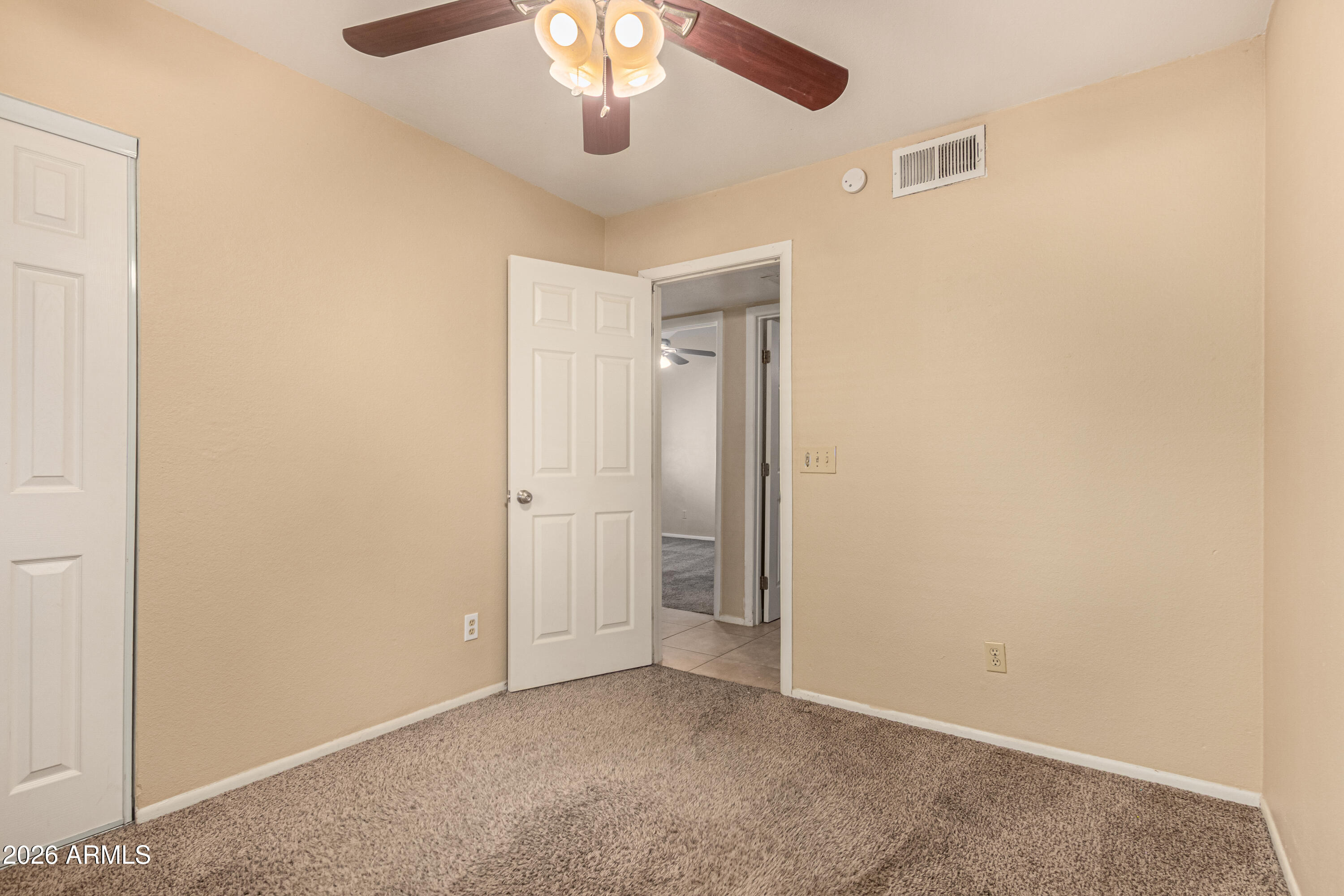 UNIVERSITY RANCH - Residential