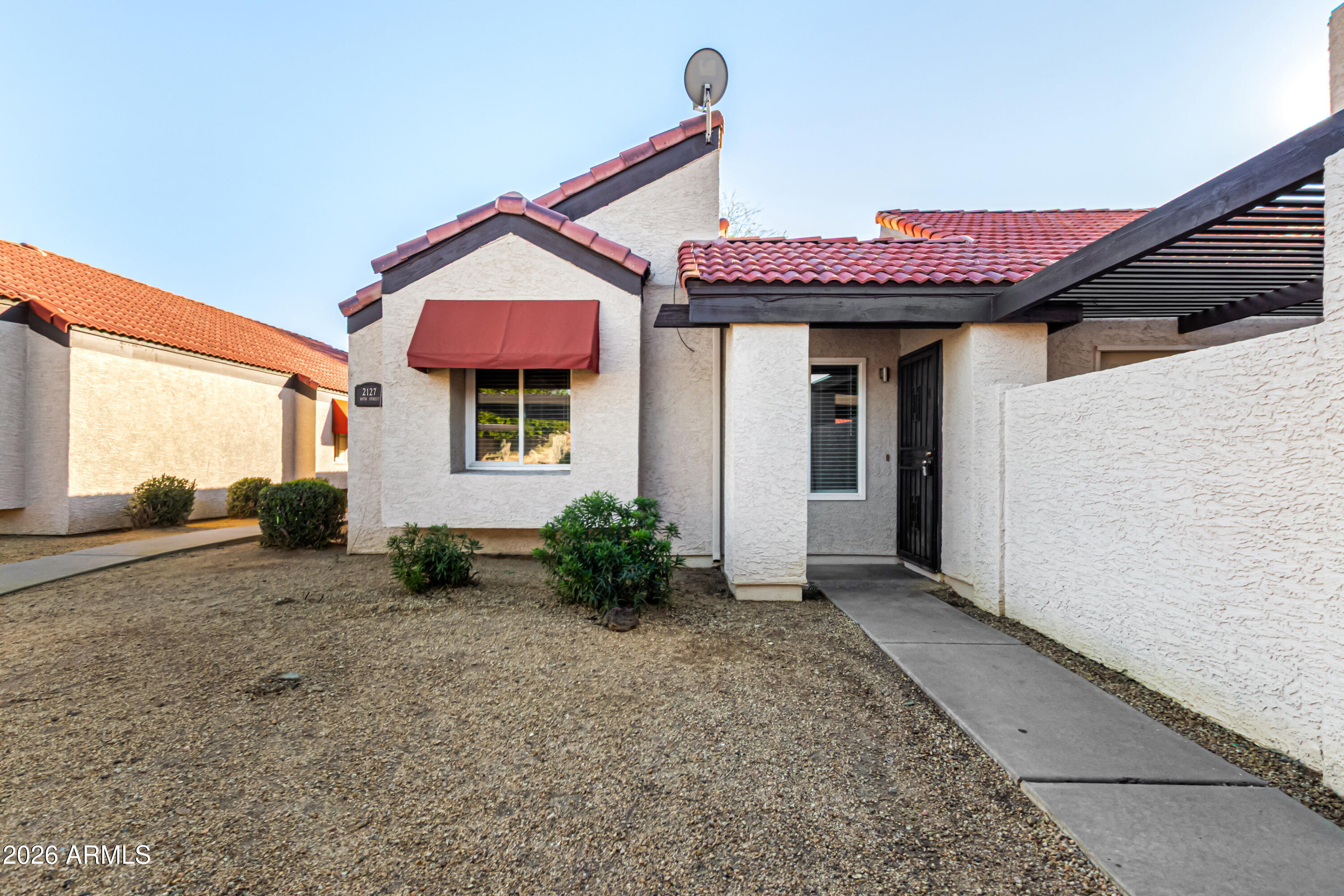 UNIVERSITY RANCH - Residential