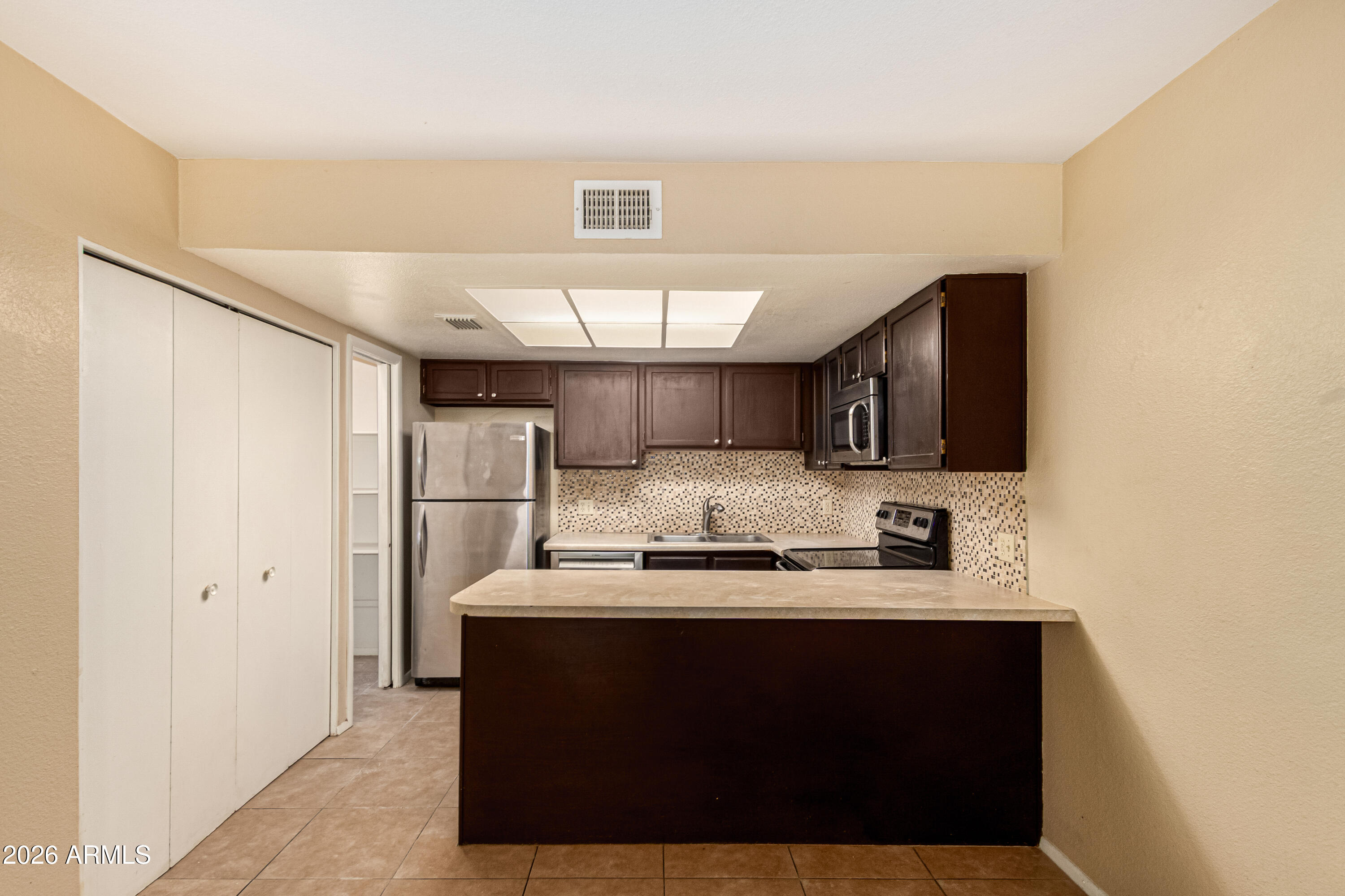 UNIVERSITY RANCH - Residential