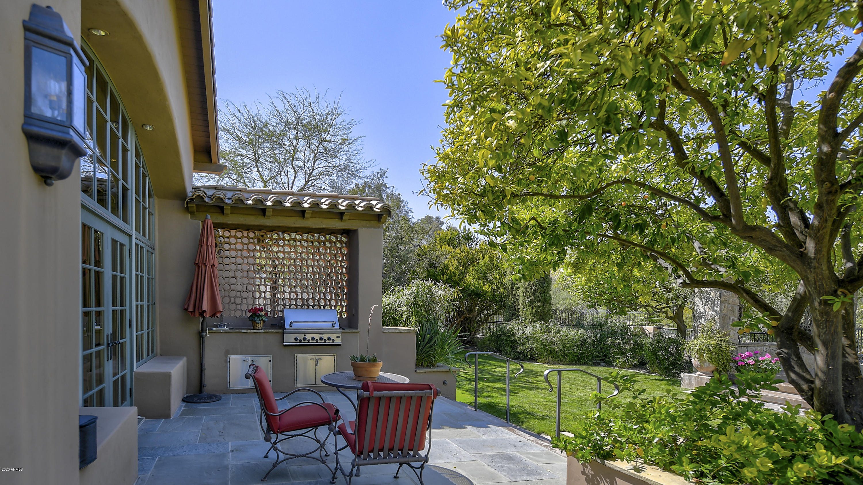 SANCTUARY - Residential