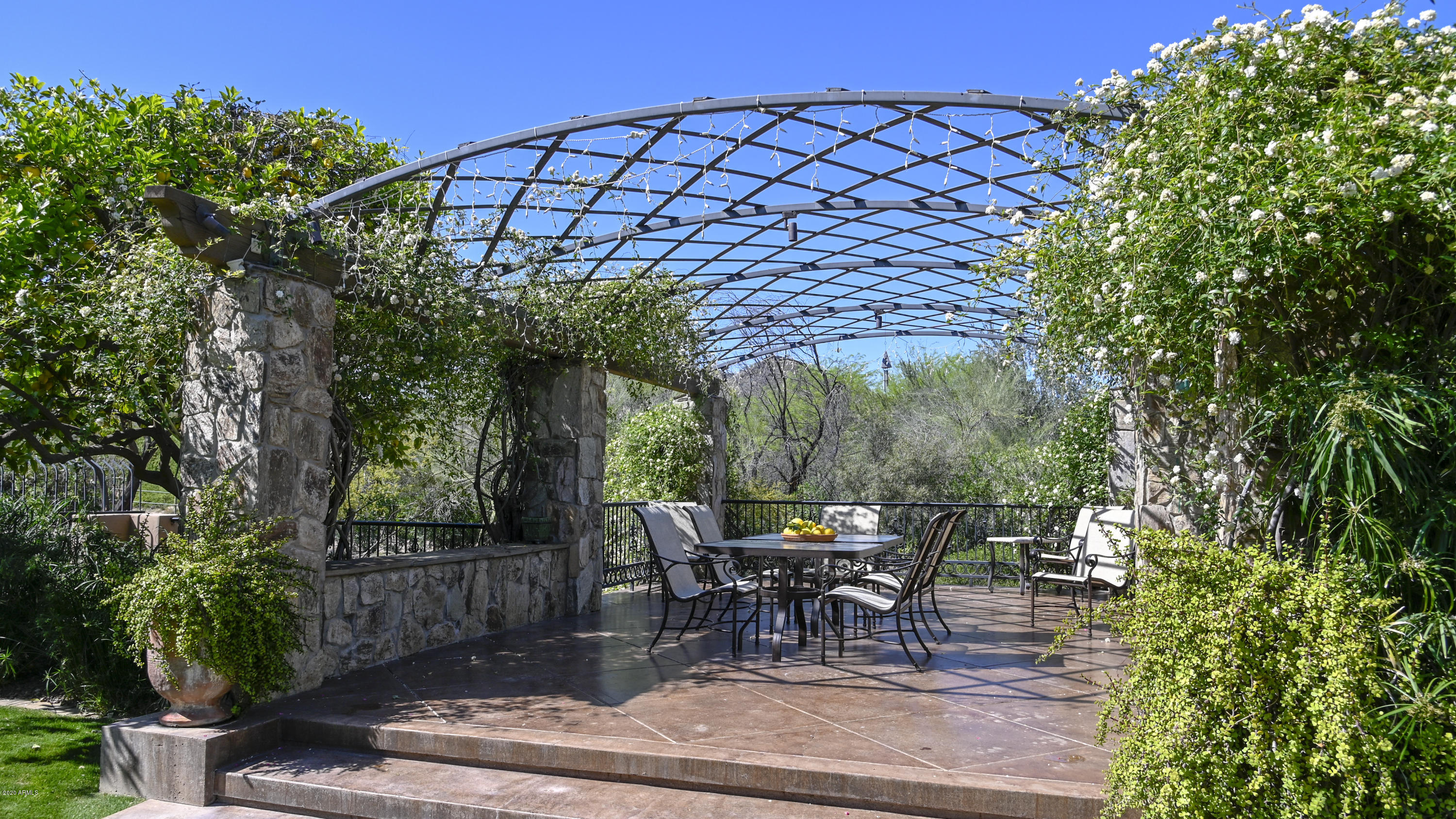 SANCTUARY - Residential