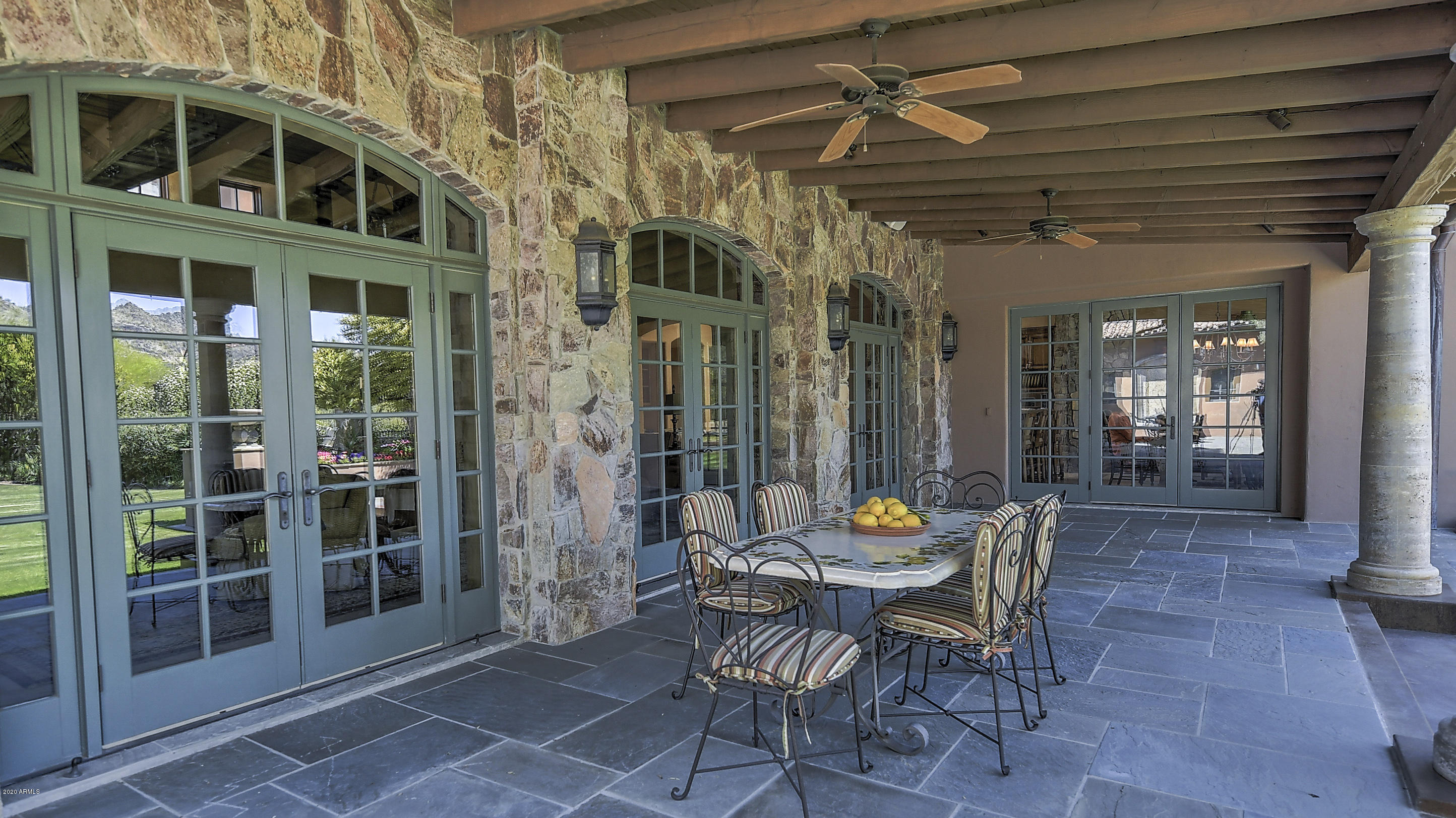 SANCTUARY - Residential