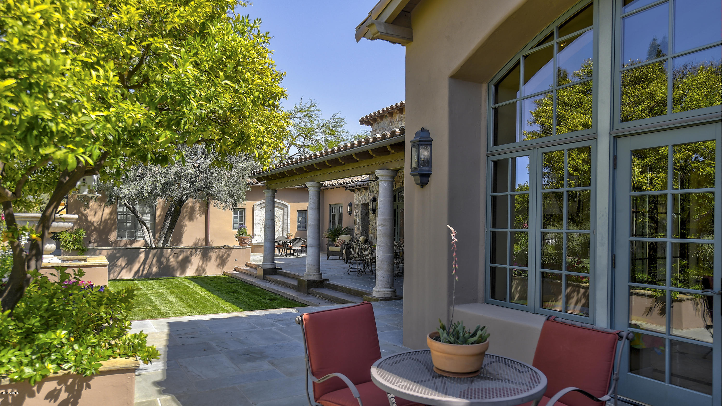 SANCTUARY - Residential