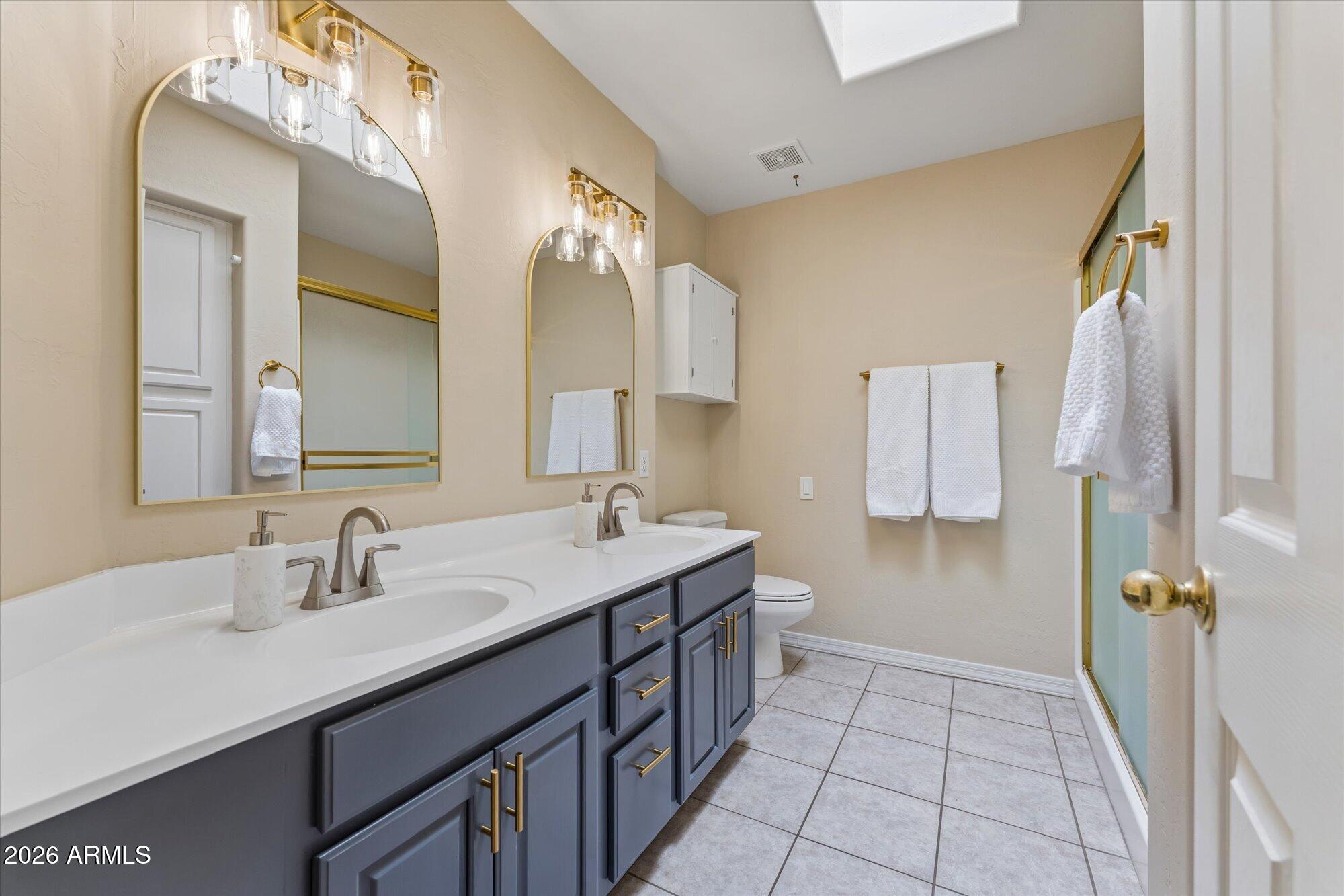 VISTA VILLA TOWNHOMES - Residential