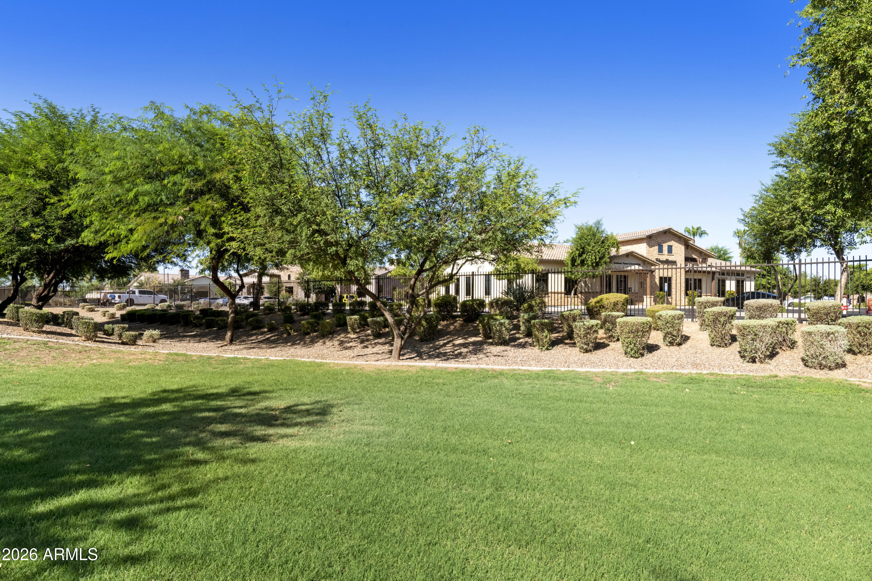 AVIER WEST - Residential