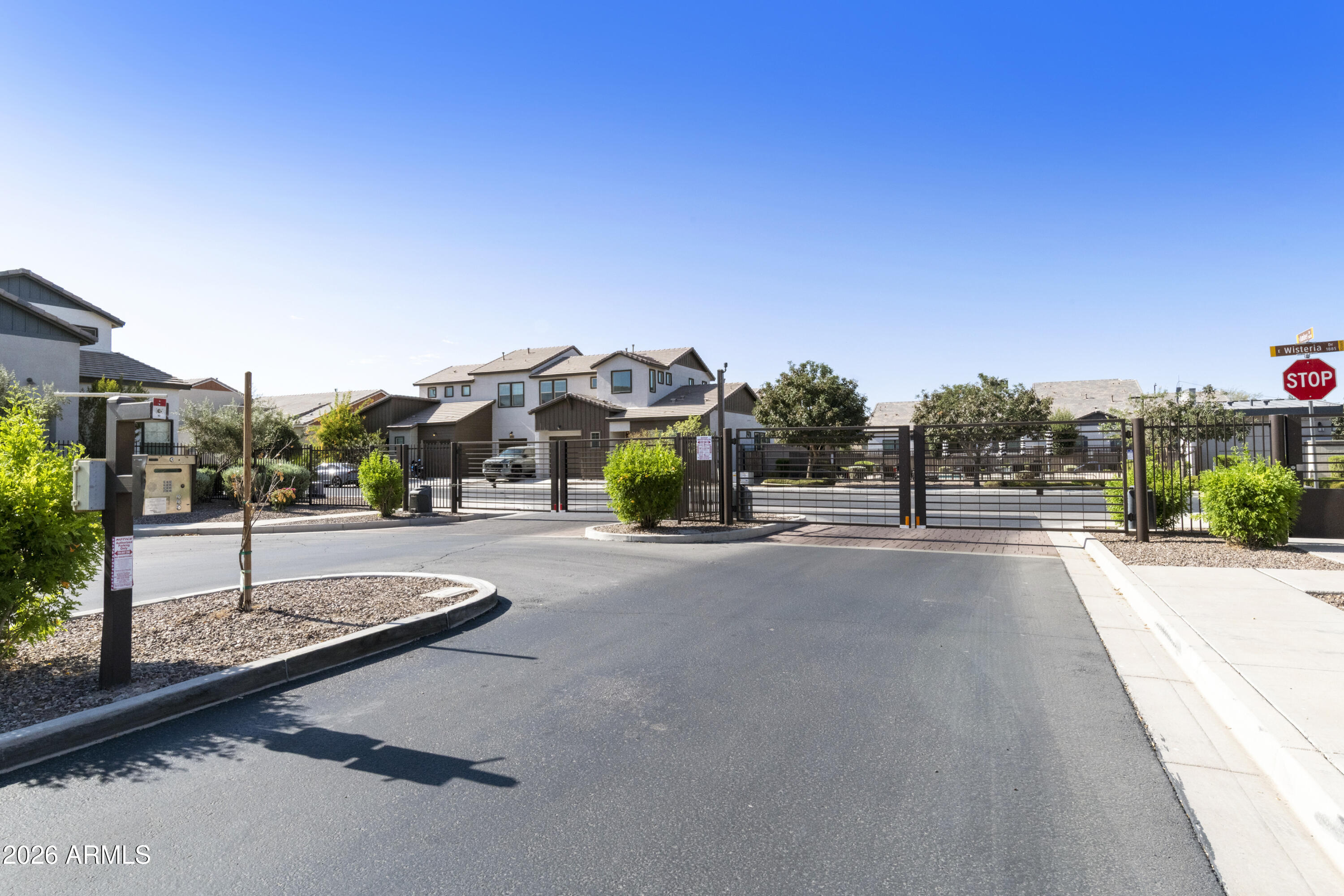 AVIER WEST - Residential
