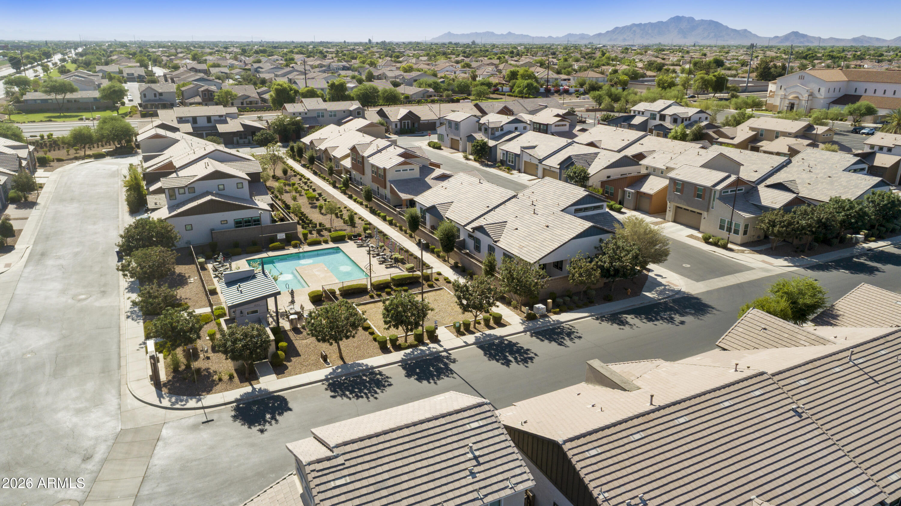 AVIER WEST - Residential