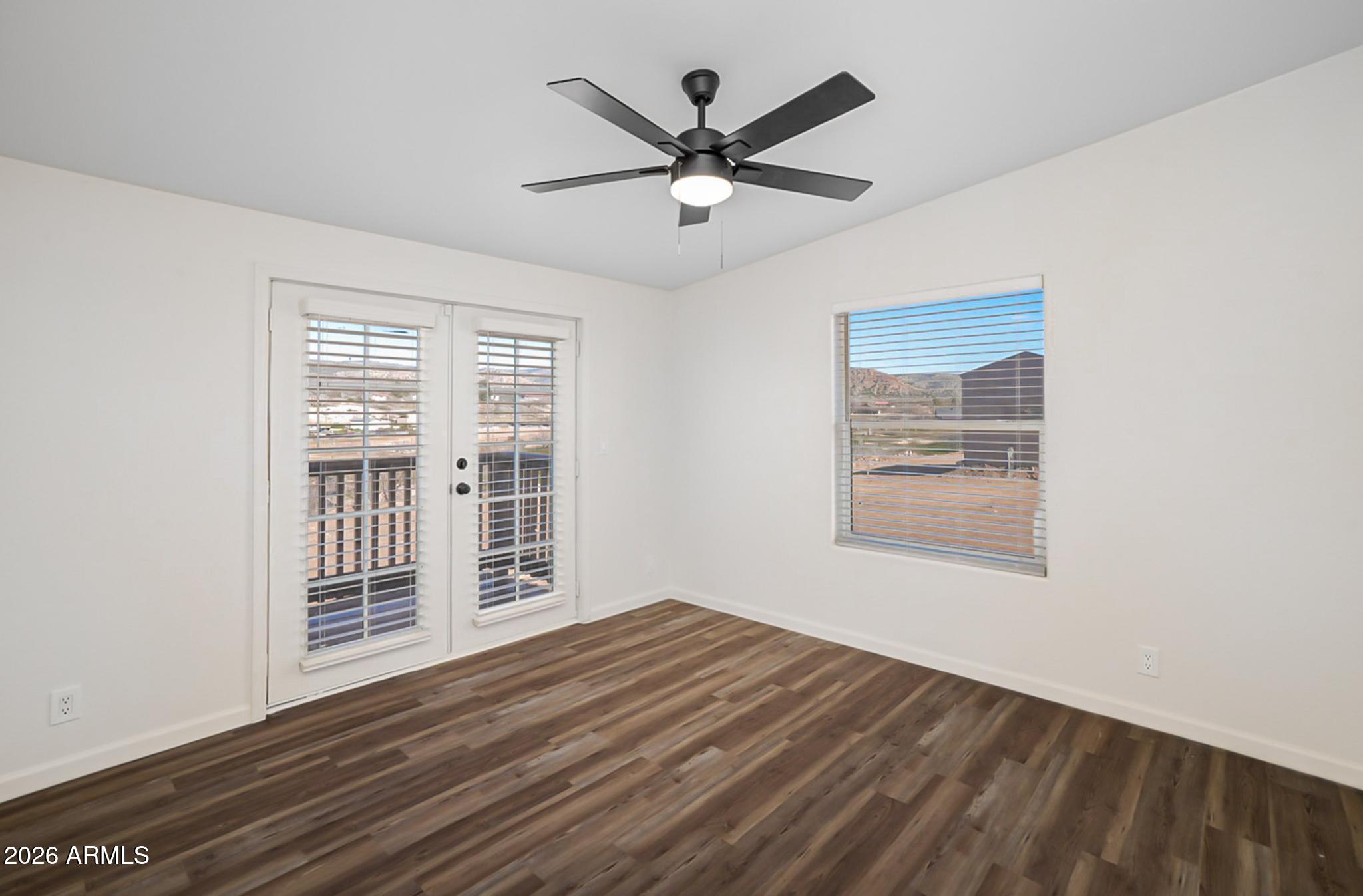 Under 5 Acres - Residential