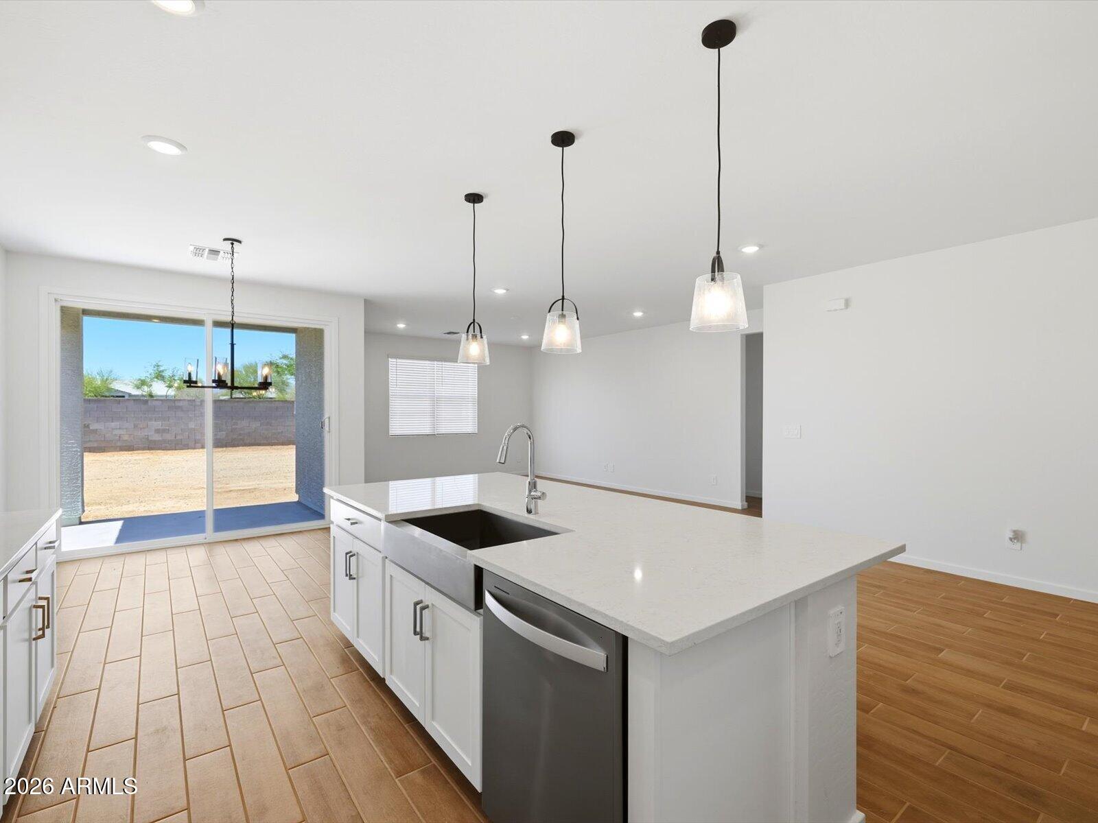 BLOSSOM ROCK PHASE 2 - Residential