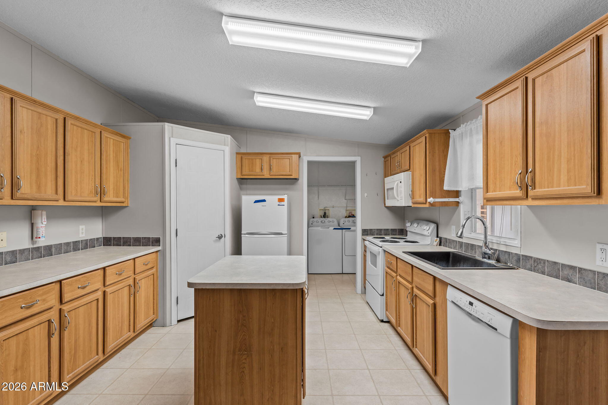 CONGRESS VILLAGE II - Residential