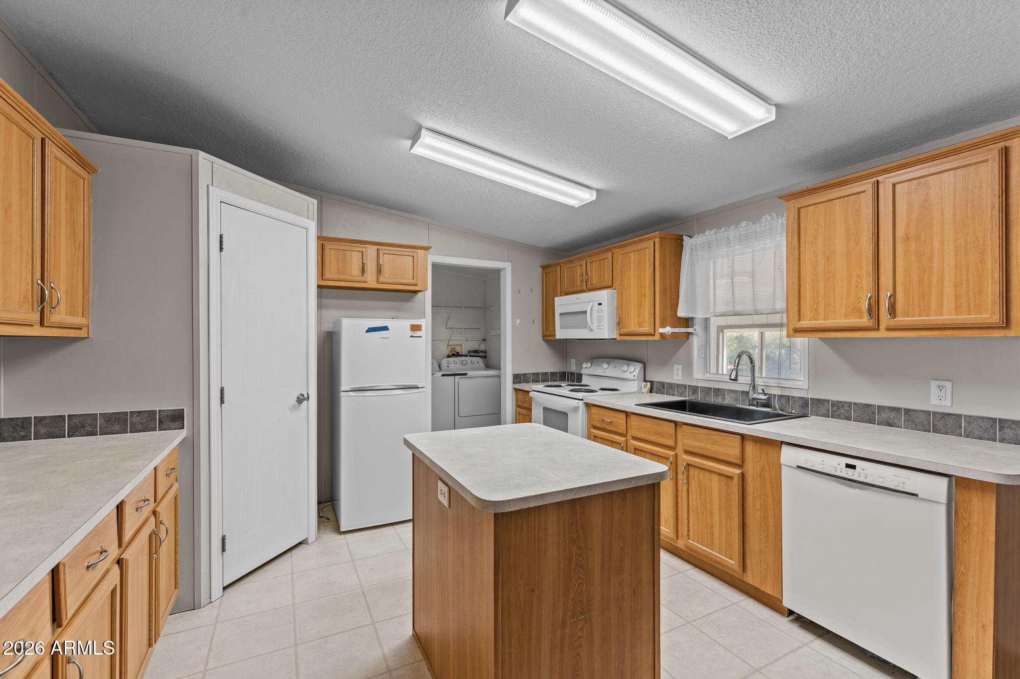 CONGRESS VILLAGE II - Residential