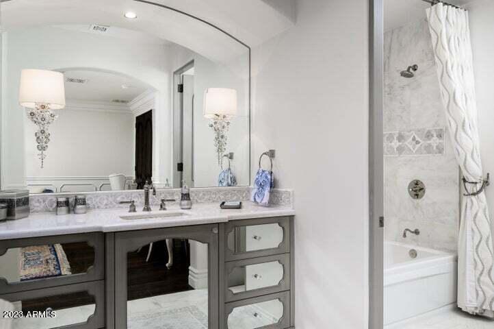 FINISTERRE - Residential