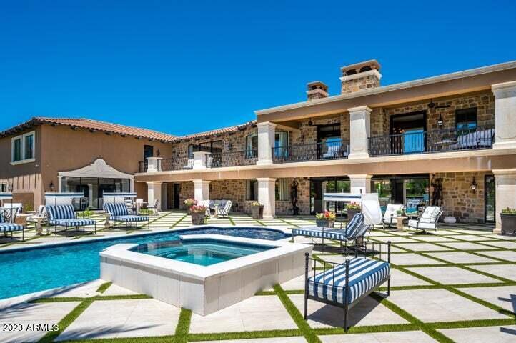 FINISTERRE - Residential