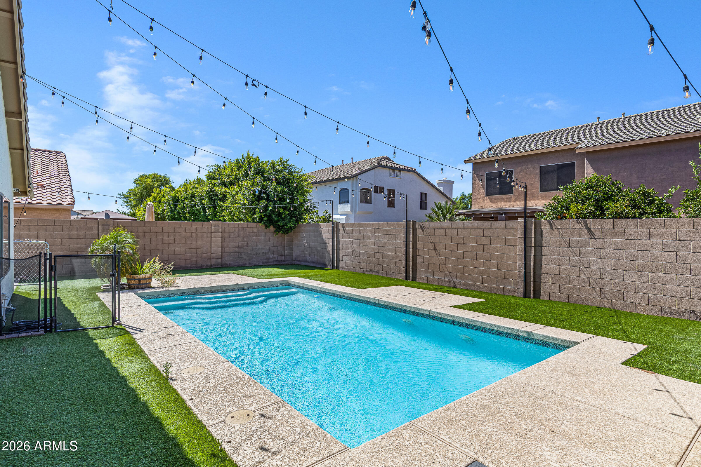 Sun Groves - Residential