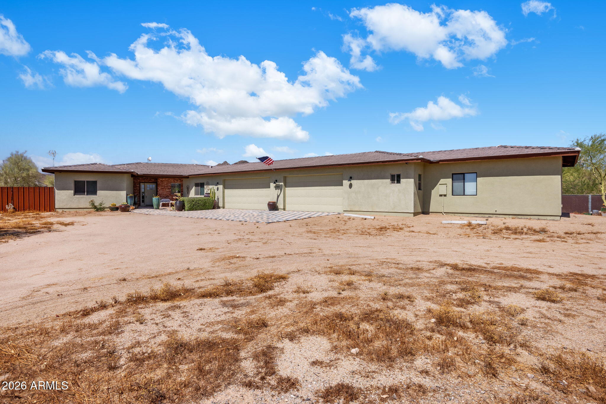 Near Cave Creek Rodeo Arena - Residential