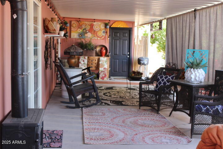 La Casa Blanca - Residential