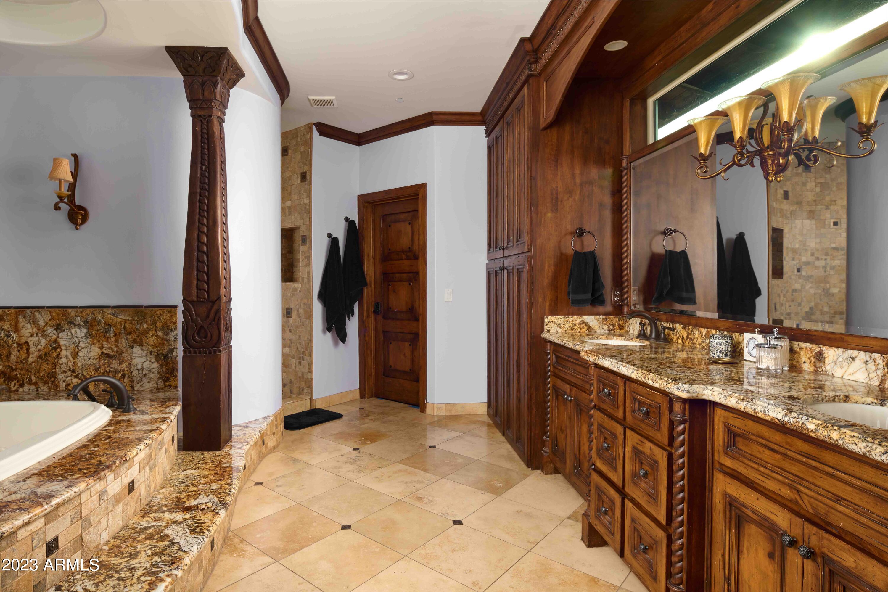 MIRADA LOS ARCOS PHASE 2 - Residential