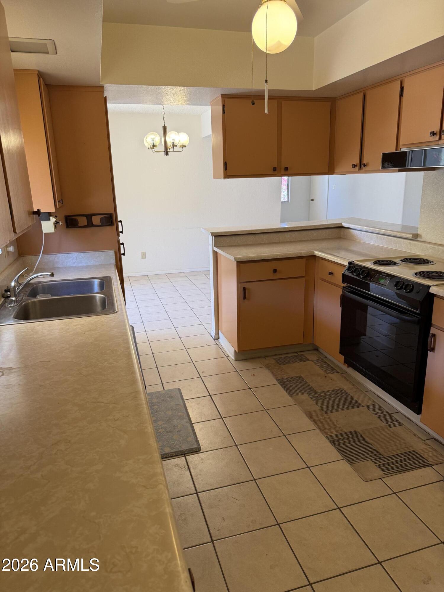 SUN LAKES 6 - Residential